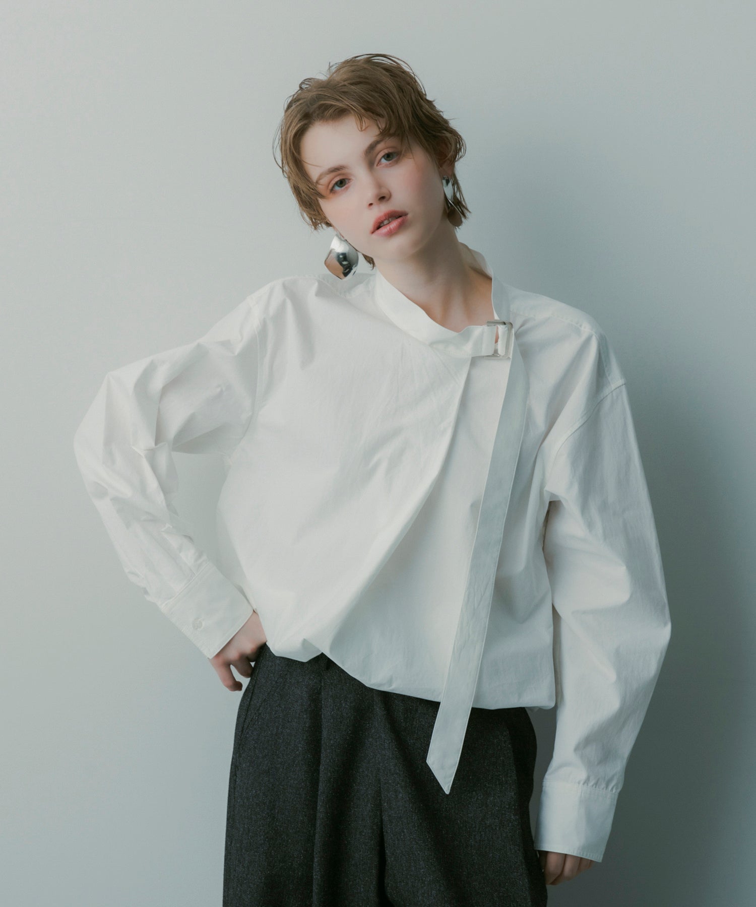 【3月中旬お届け予約商品】ボウタイ デザインブラウス