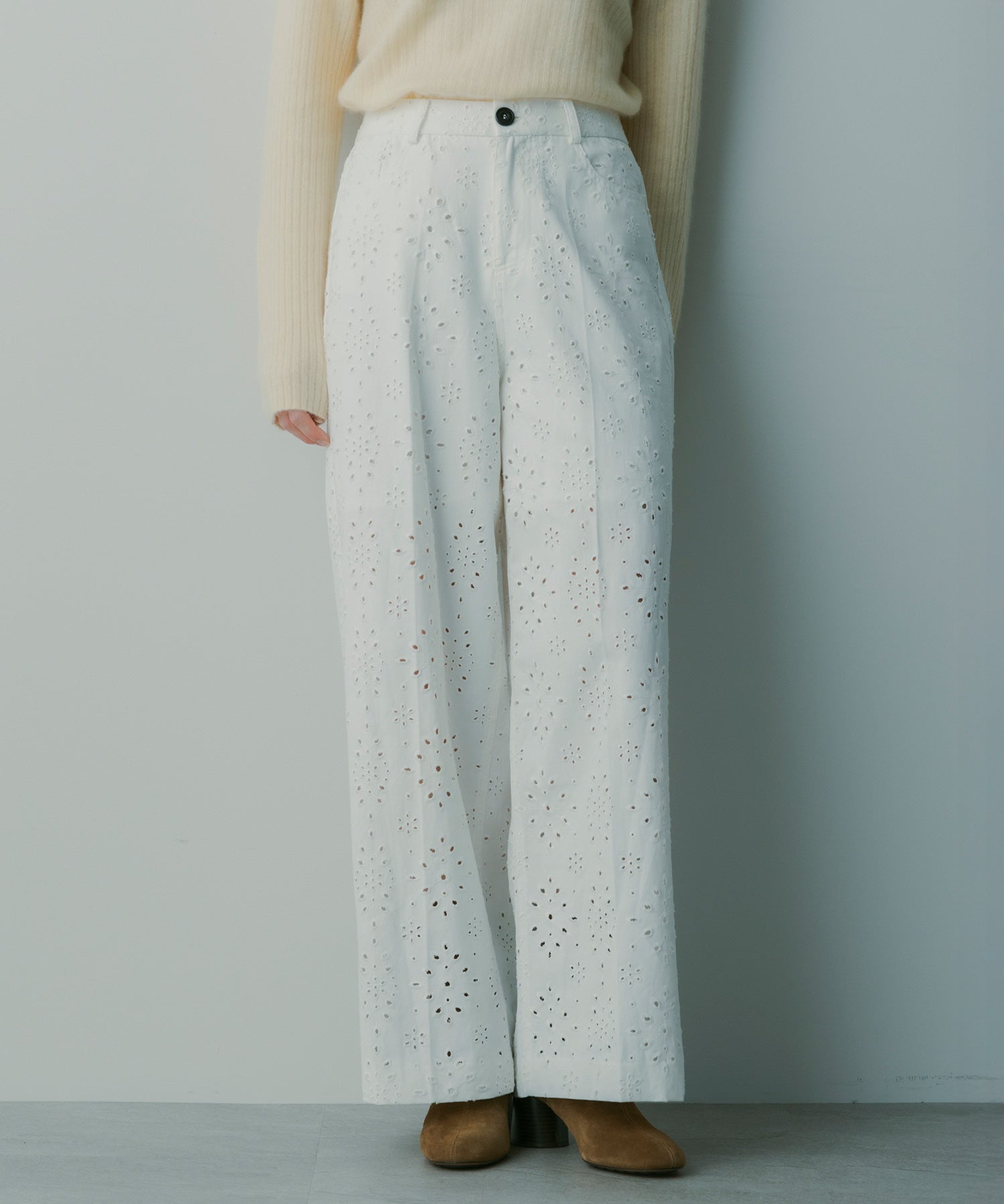 アイレットレース ワイドパンツ