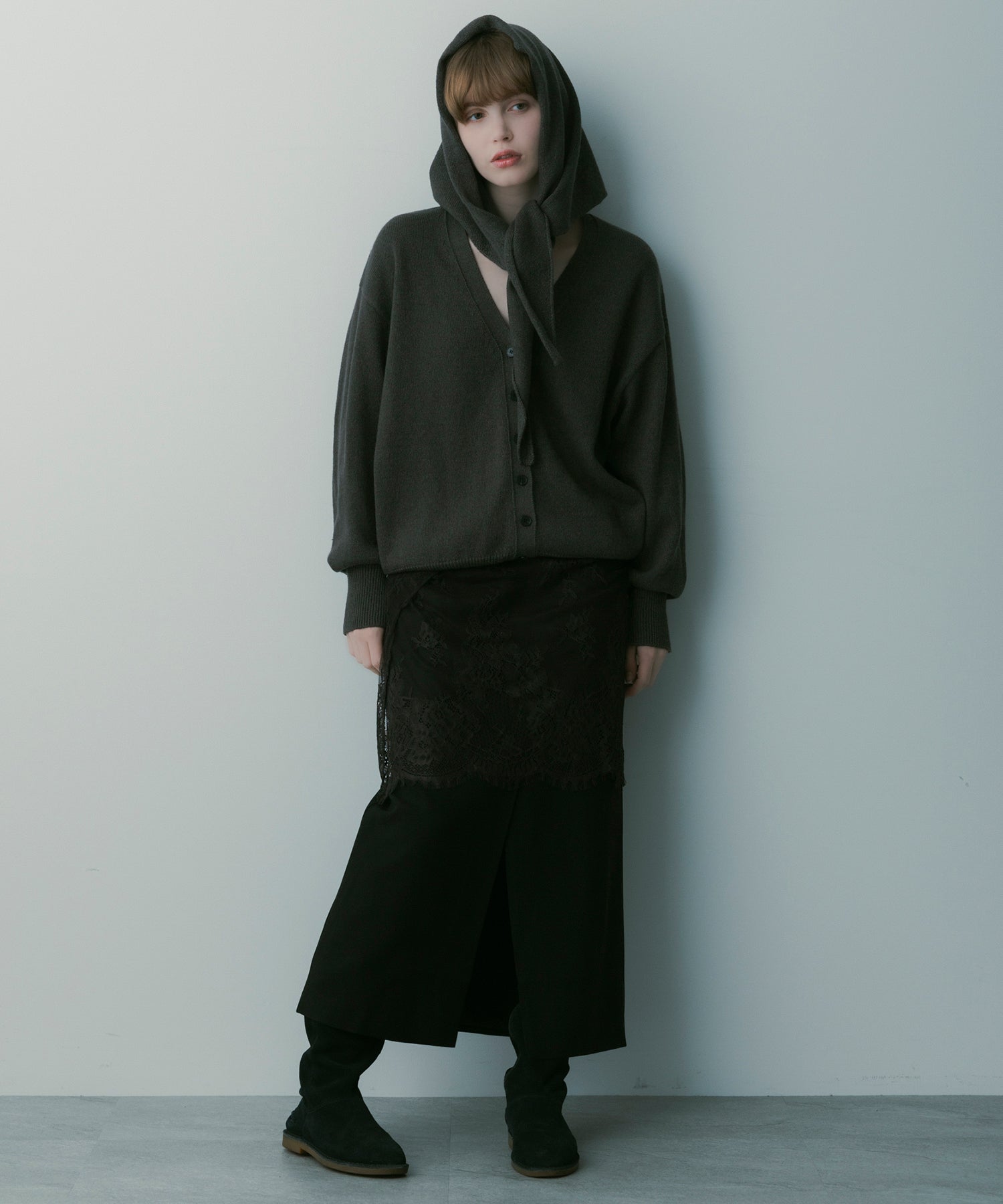 フロントスリットスカート