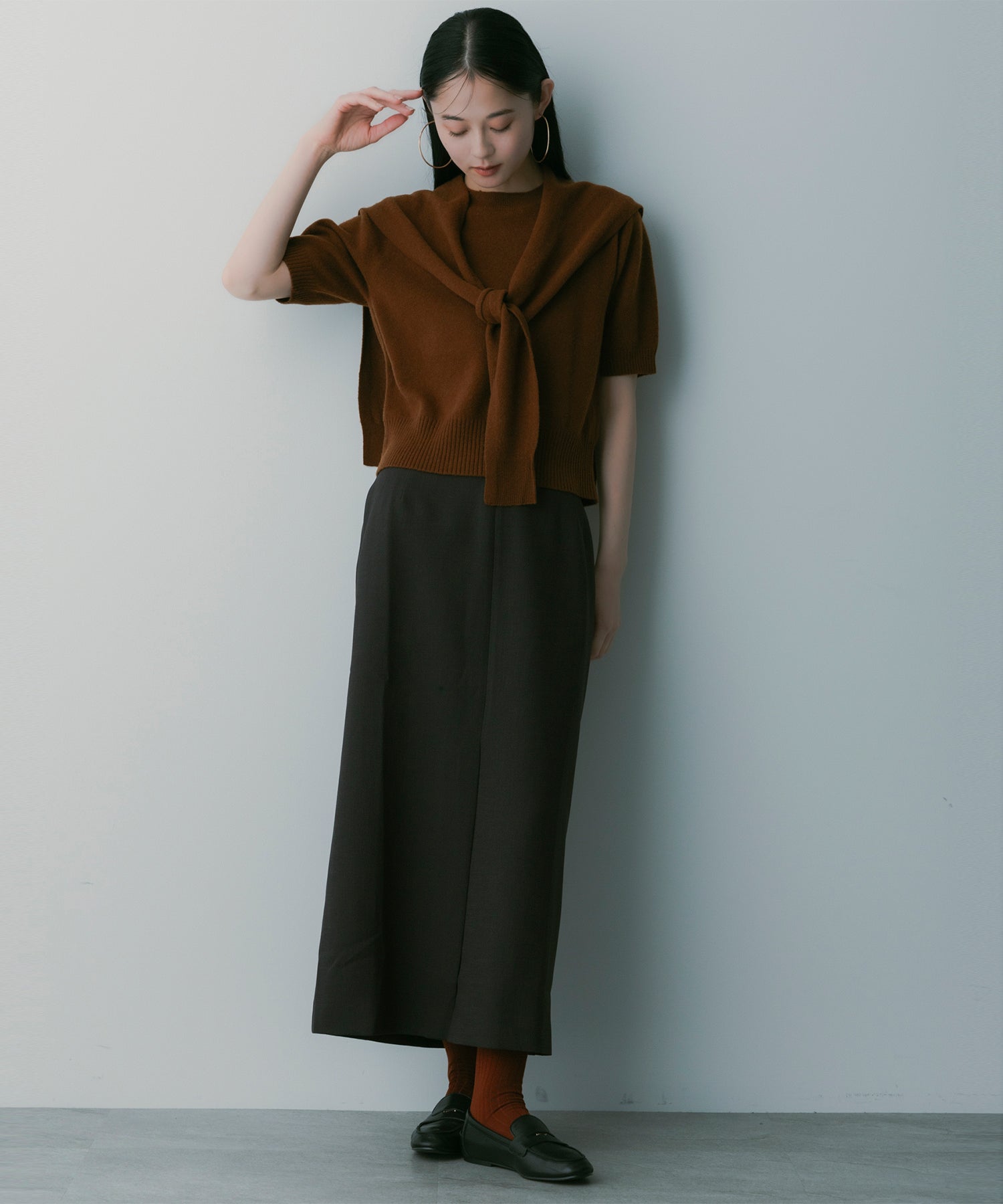 フロントスリットスカート