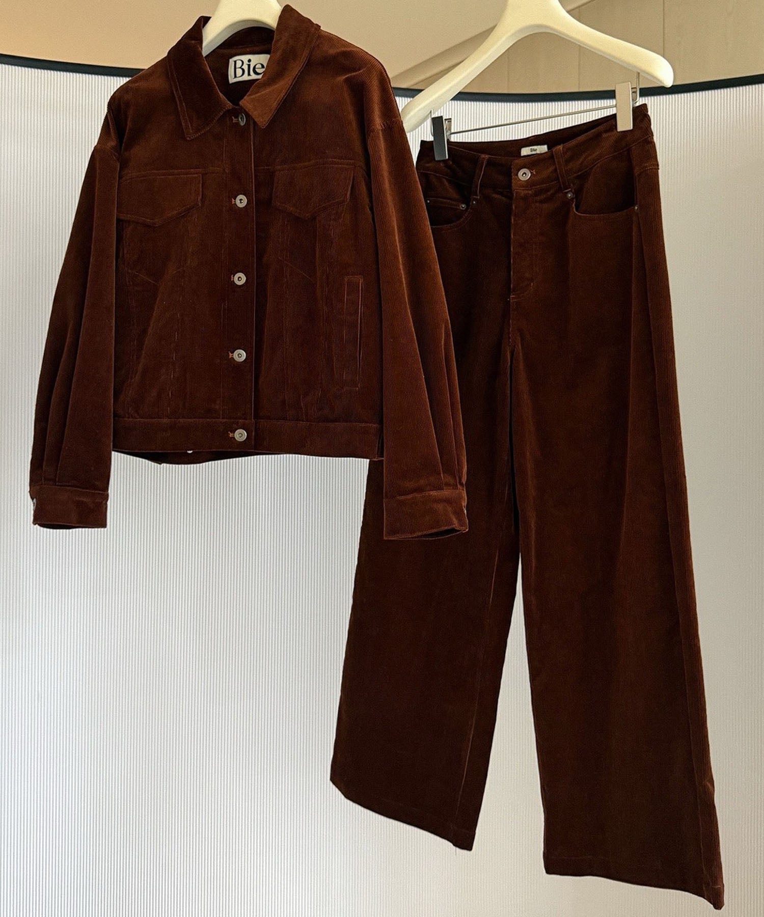 【12月上旬お届け予約商品】ストレッチコーデュロイパンツ