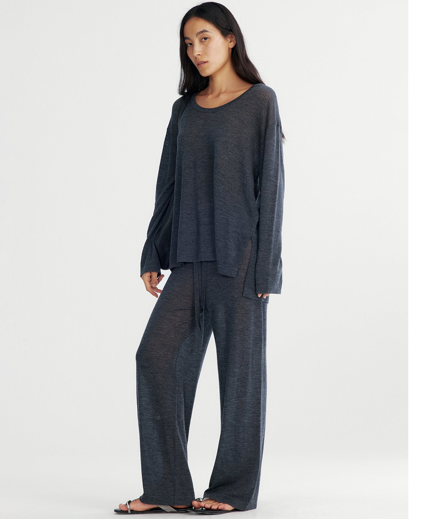 シアーニットパンツ