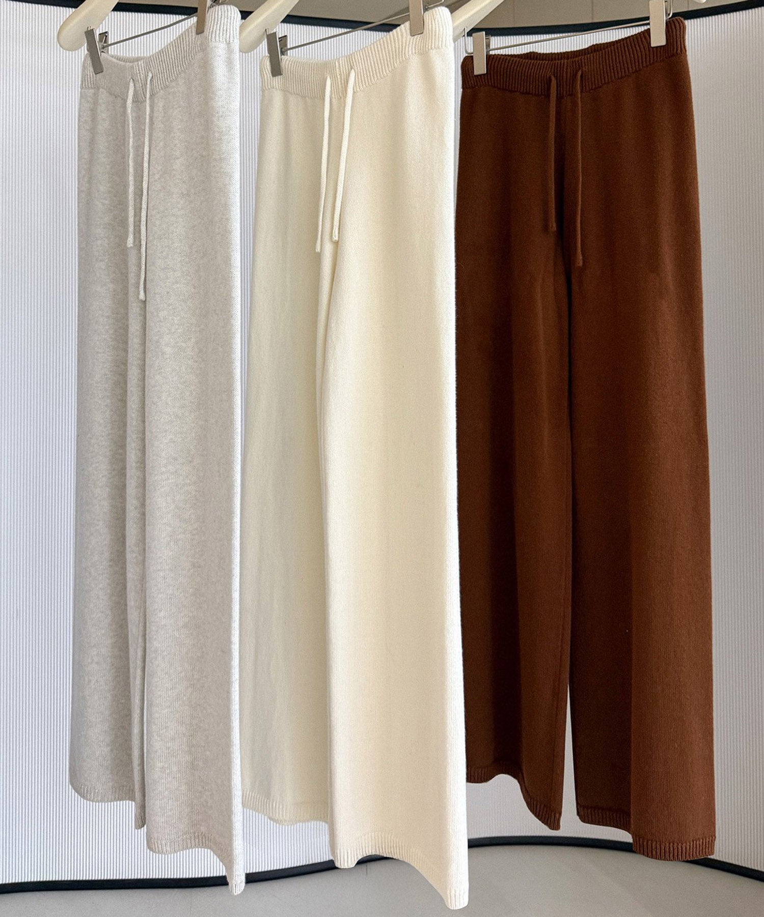 【12月上旬お届け予約商品】カシミヤブレンド ワイドニットパンツ