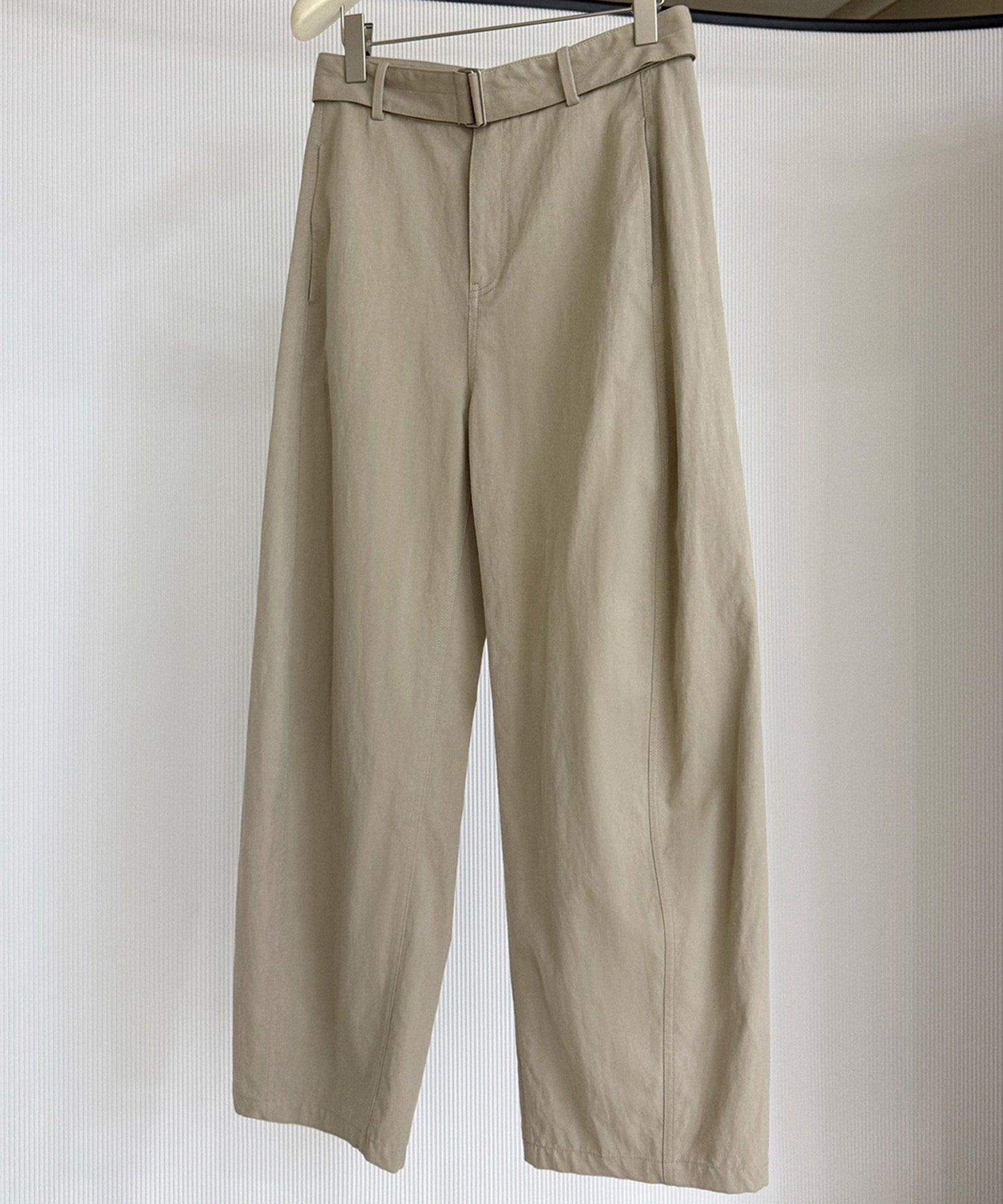 ハイウエストワイドパンツ