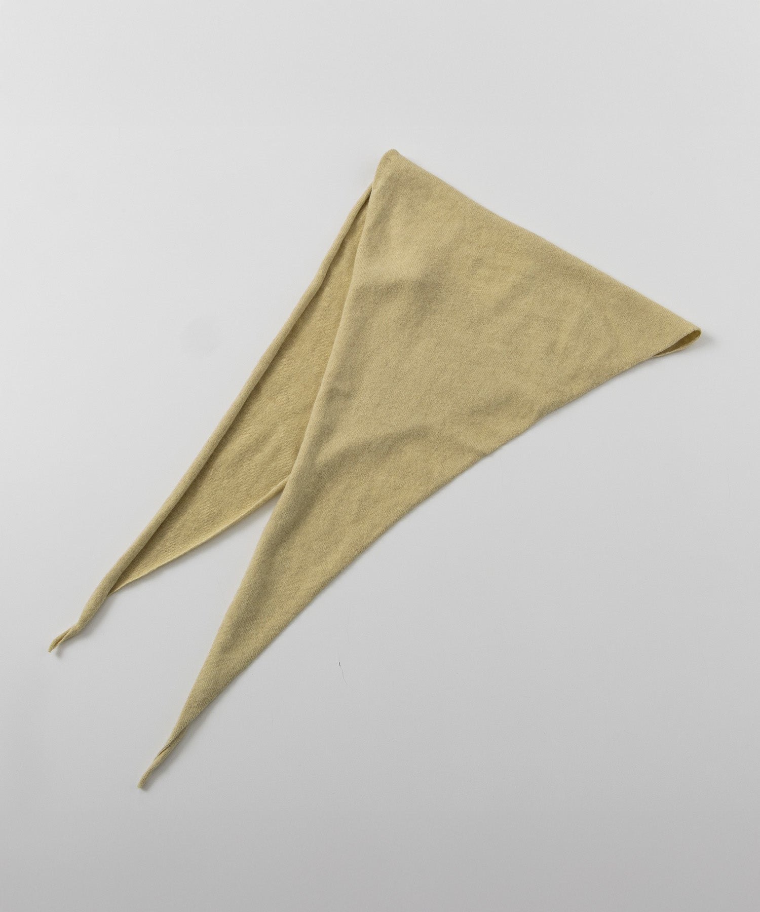 タートルネックニットベスト