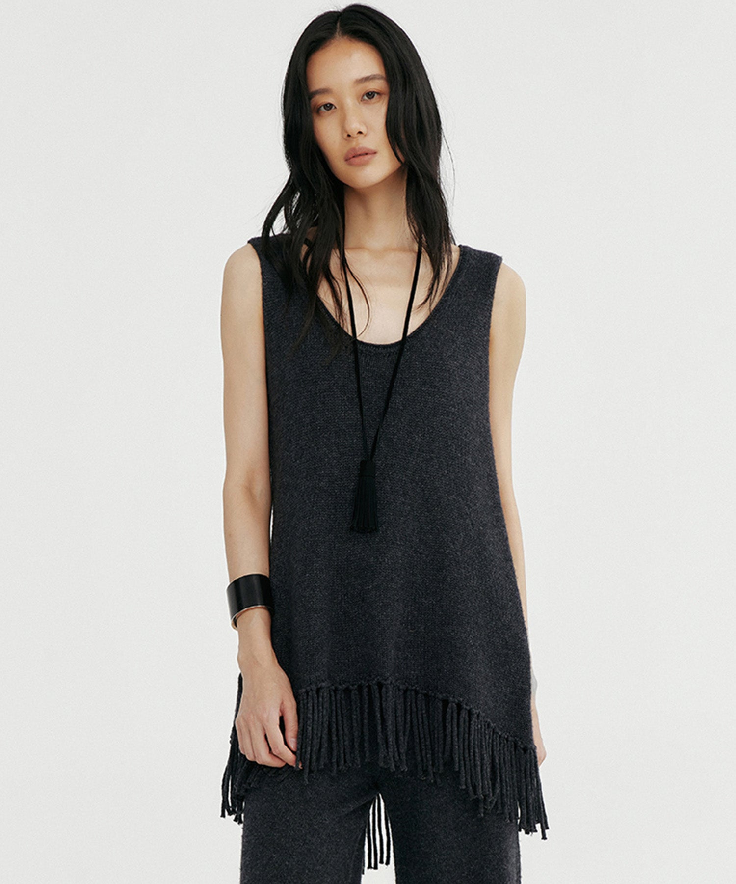 フリンジニットチュニック