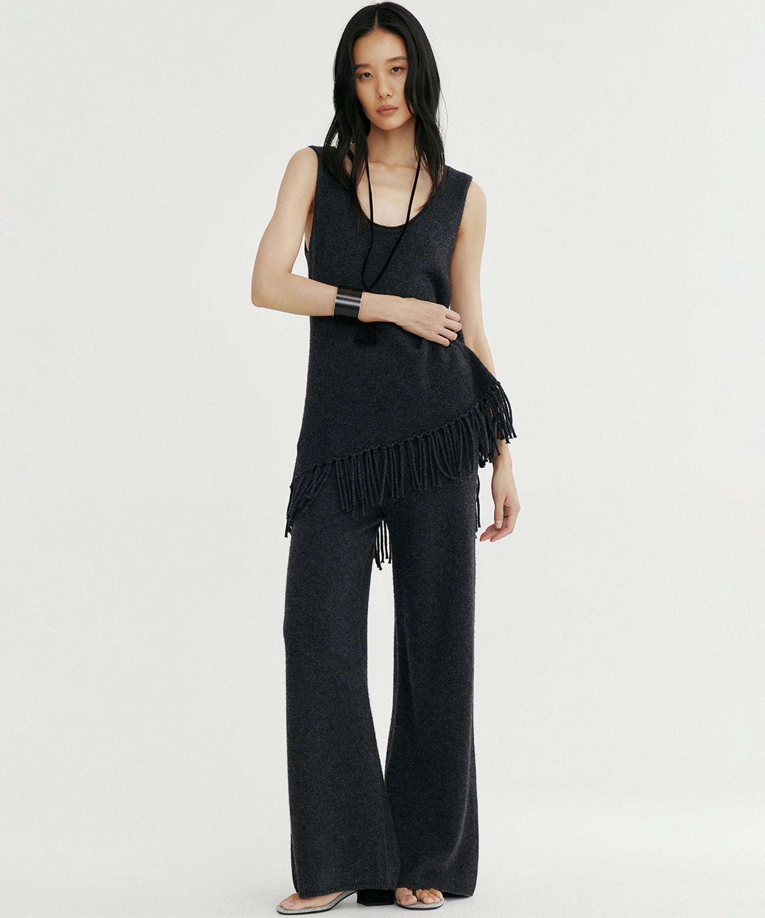 フリンジニットチュニック