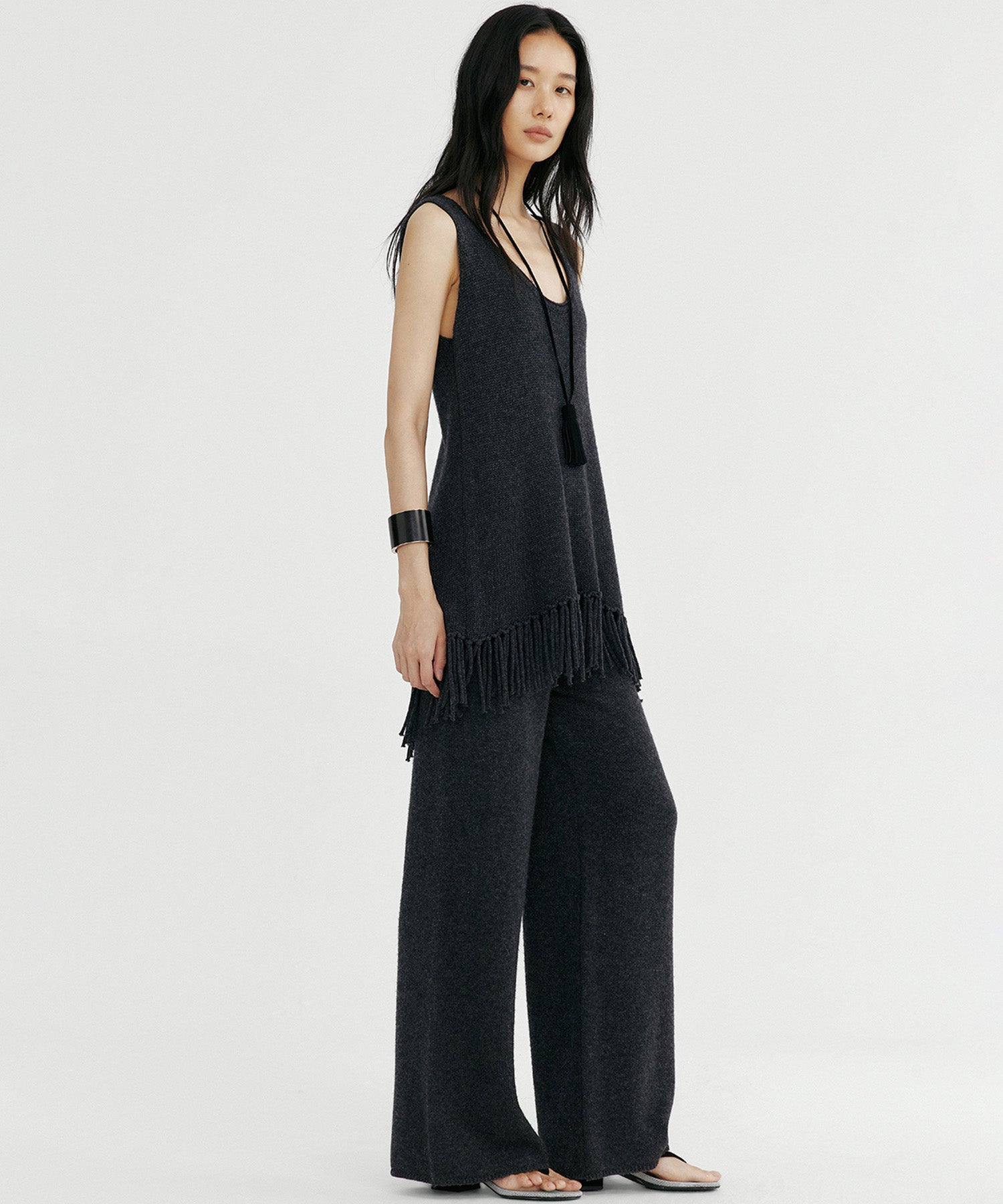 フリンジニットチュニック