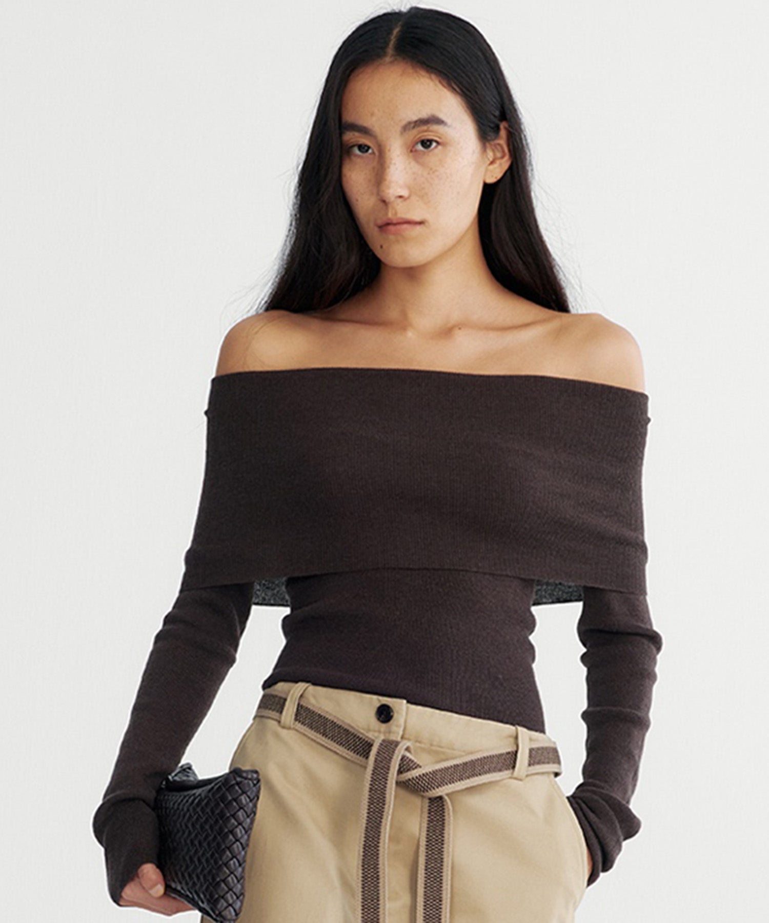 【12月上旬お届け予約商品】カシミヤブレンド オフショルダーニット