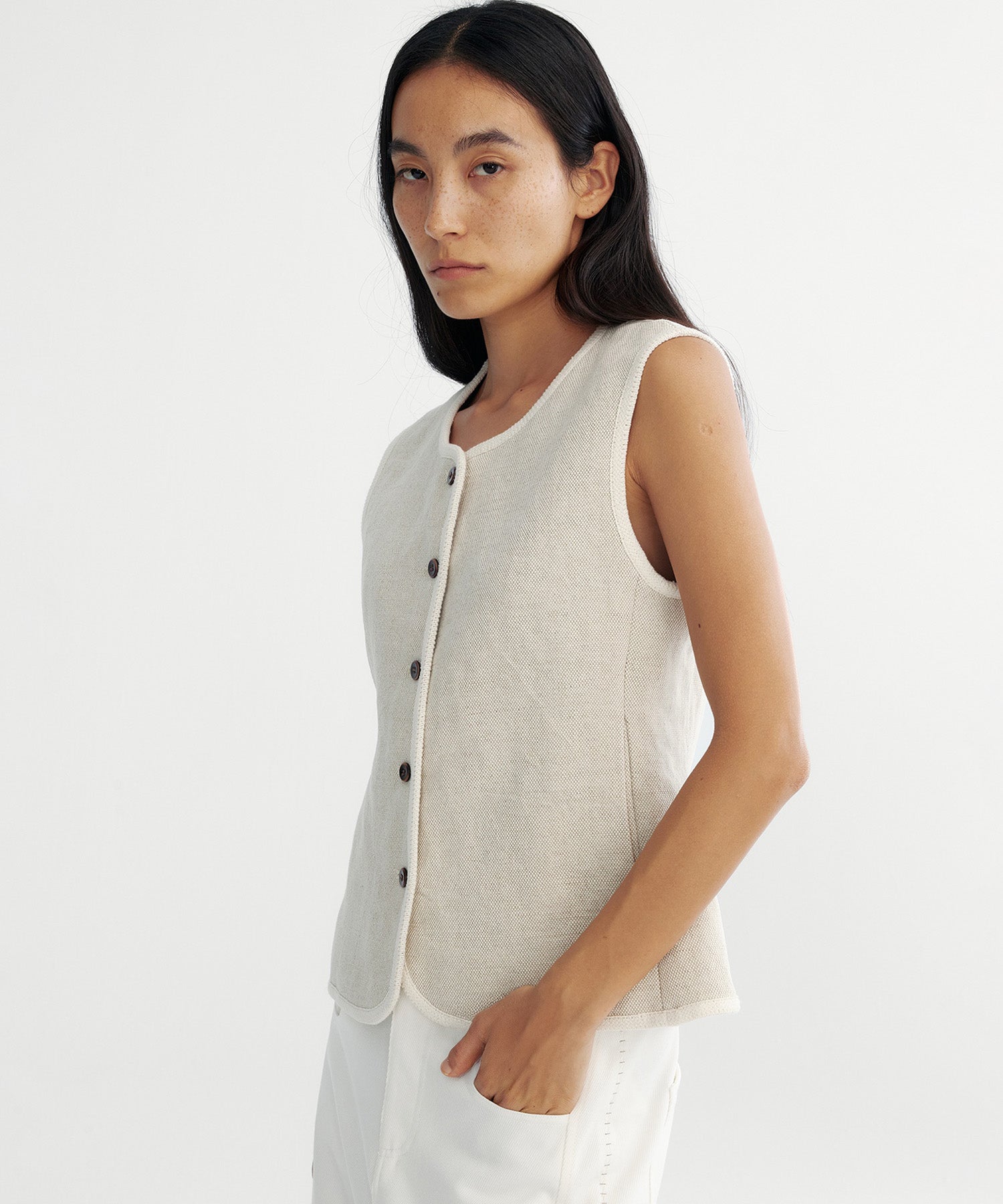 リネンパイピングベスト