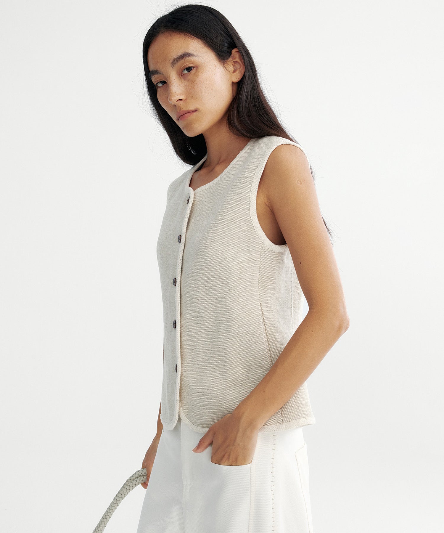リネンパイピングベスト