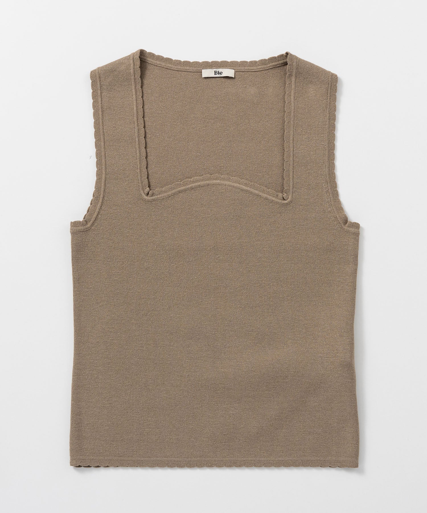 スクエアネック タンクトップ