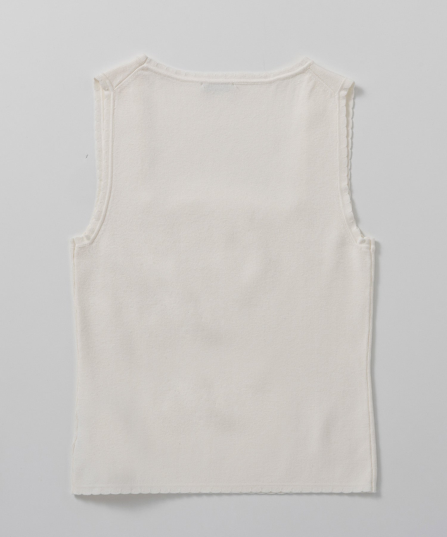 スクエアネック タンクトップ