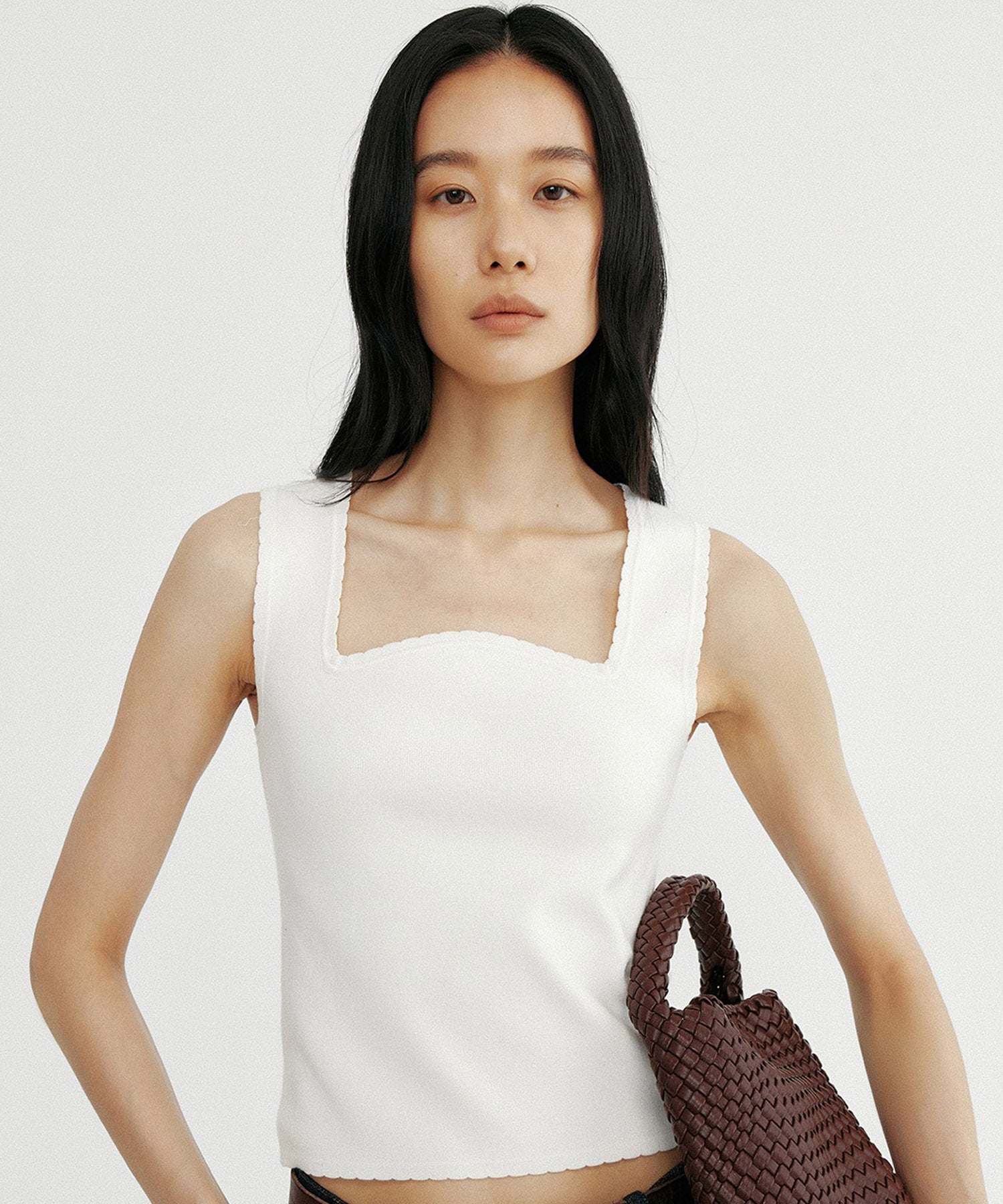 スクエアネック タンクトップ