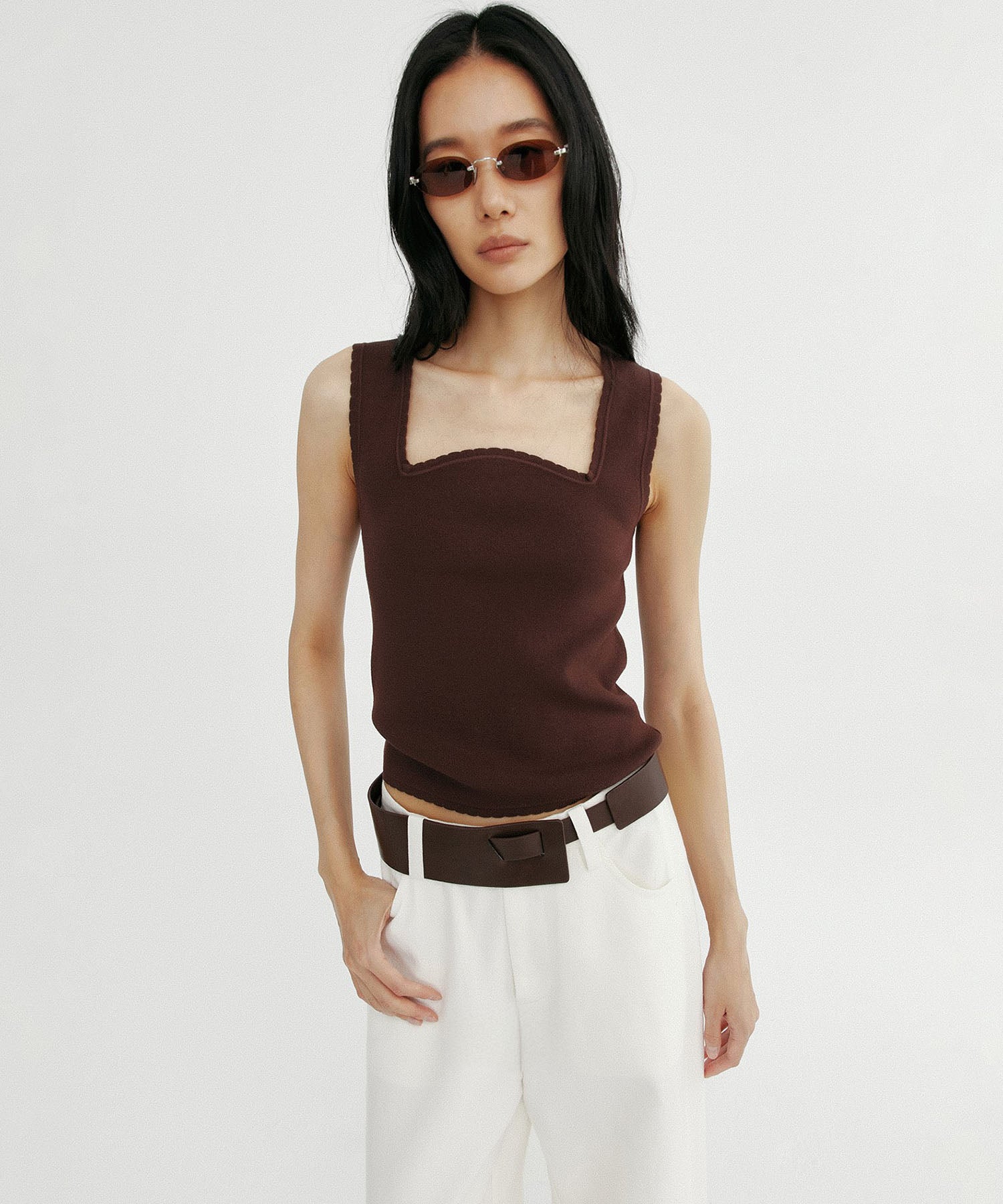 スクエアネック タンクトップ