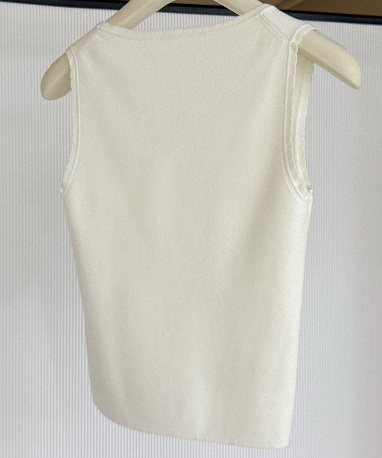 スクエアネック タンクトップ