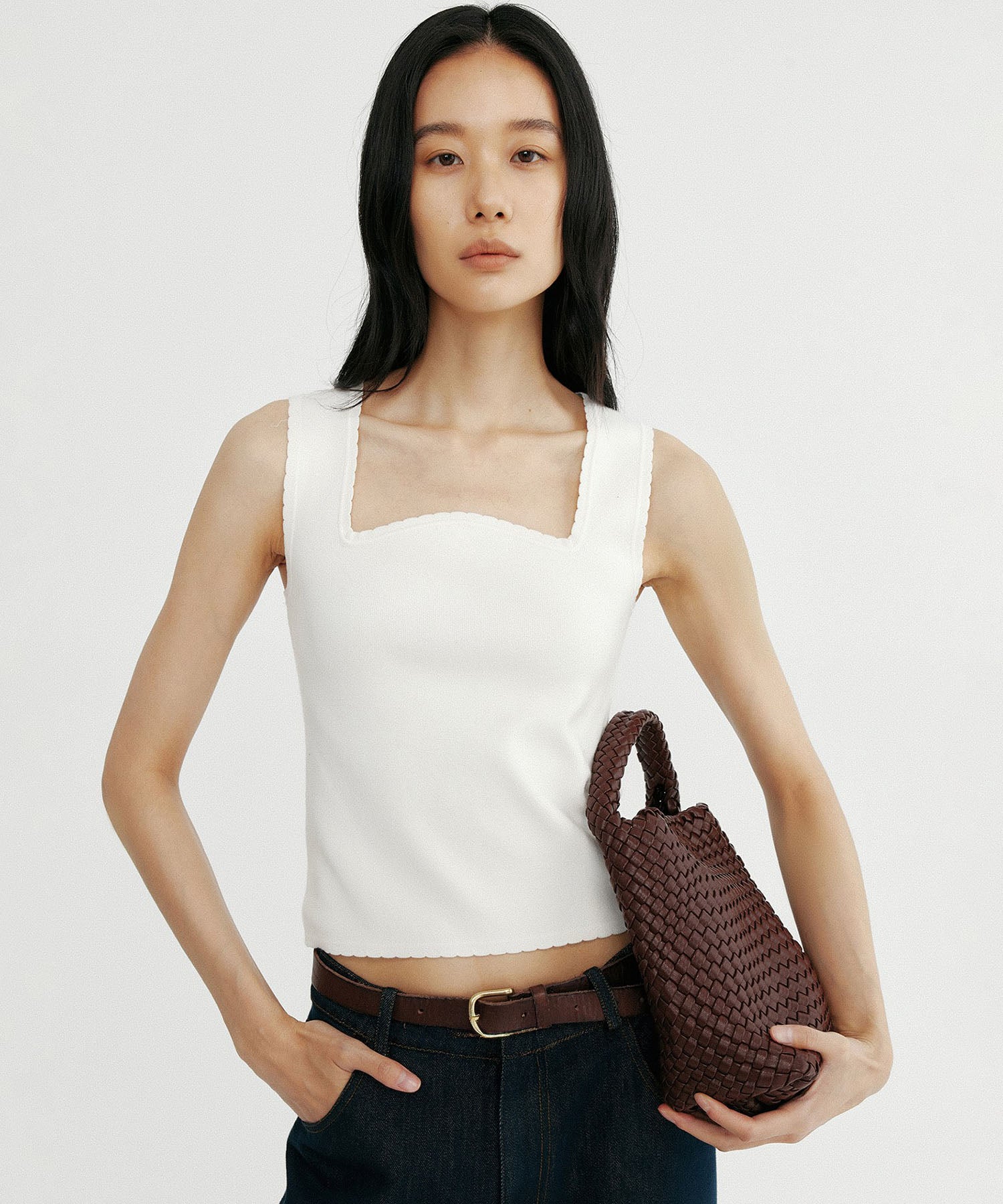 スクエアネック タンクトップ