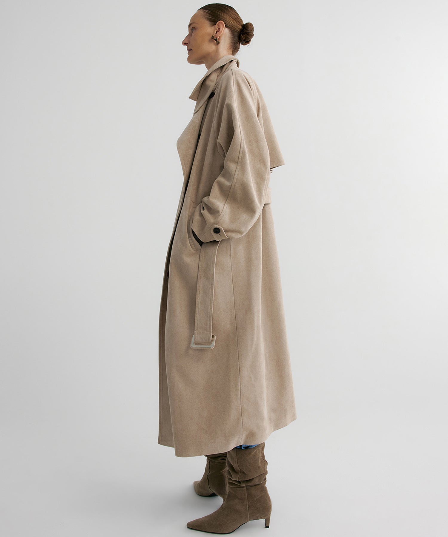 ダブルブレスト トレンチコート