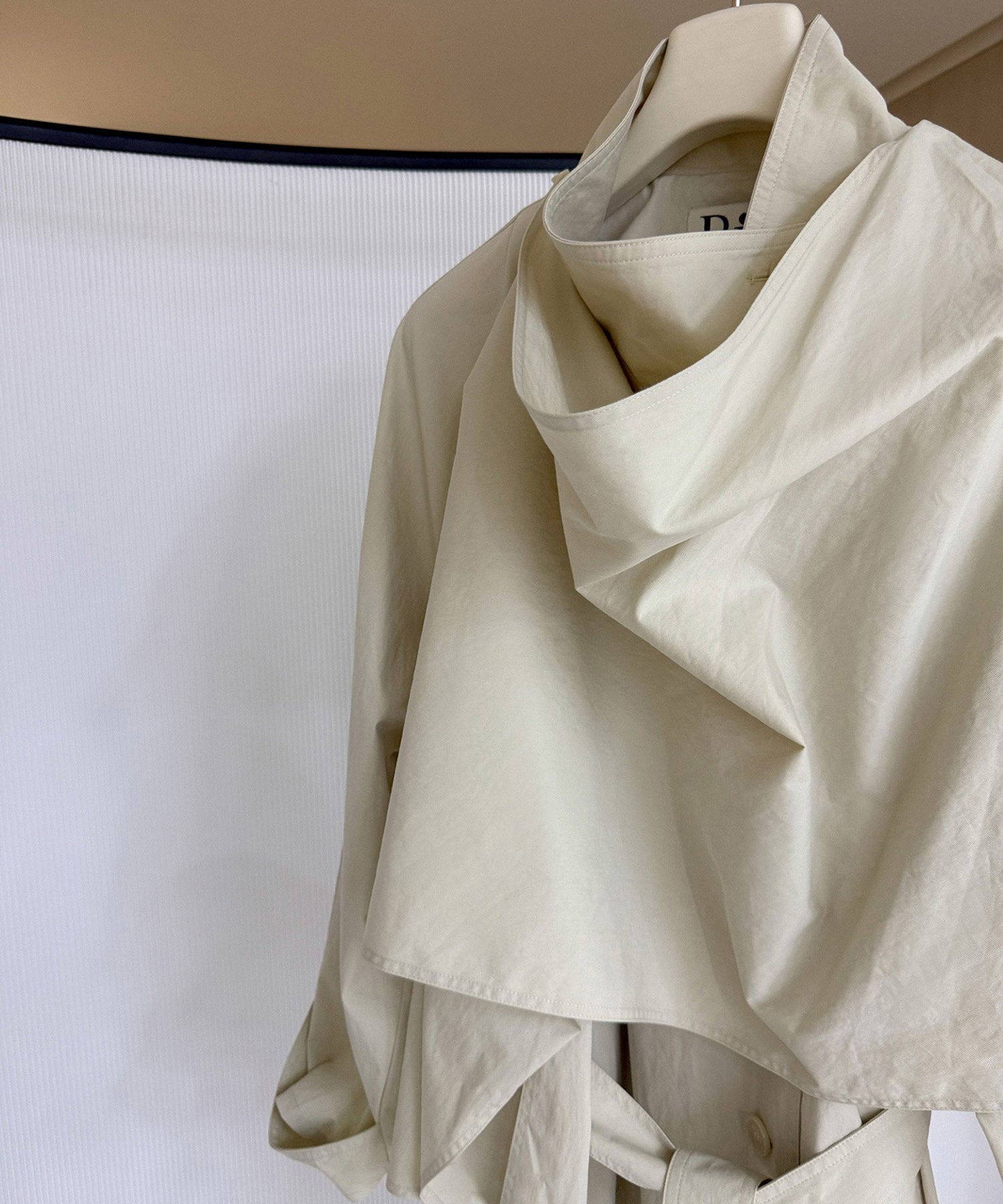 オーバーラップスタンドカラーコート