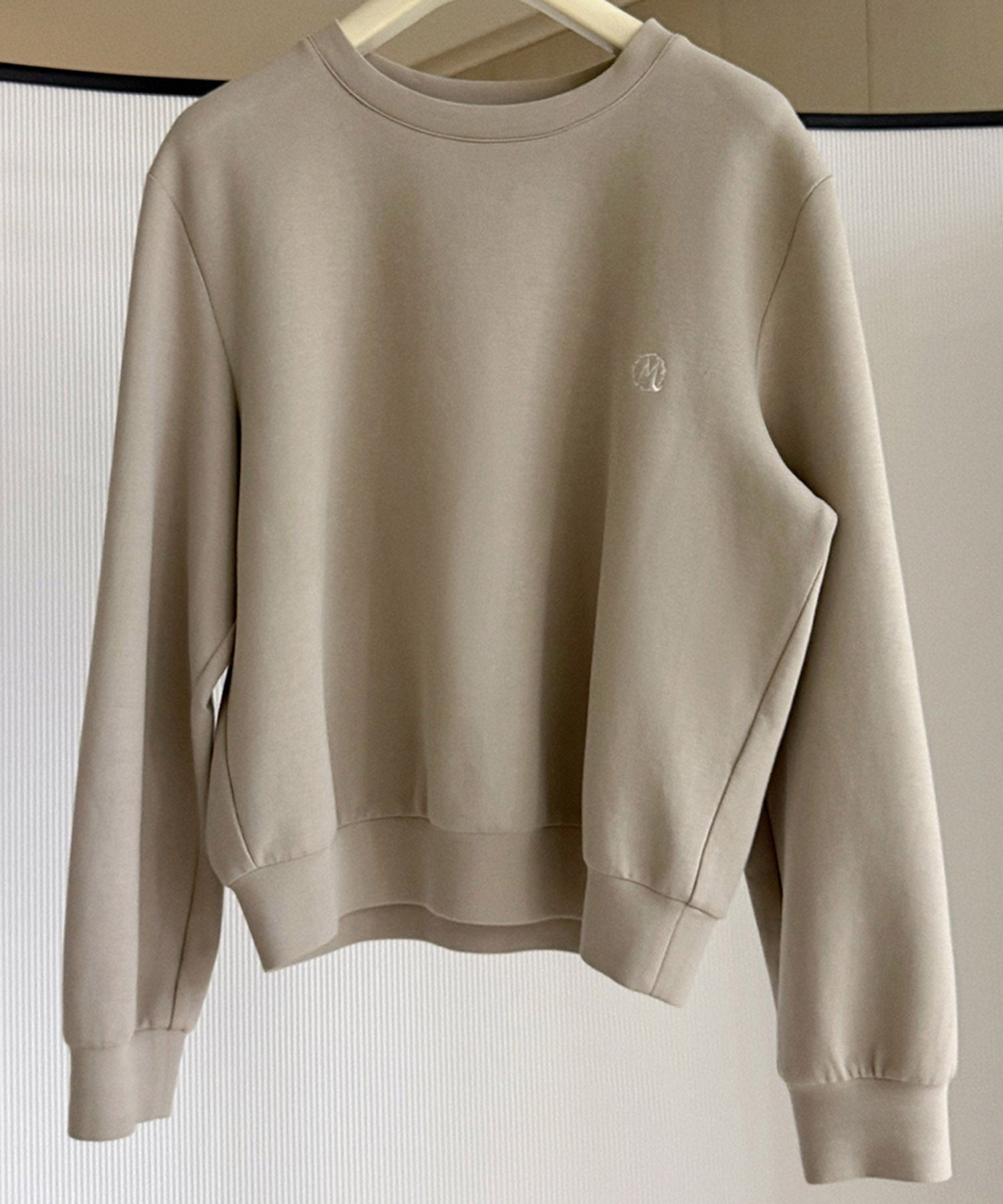 スウェットプルオーバートップス