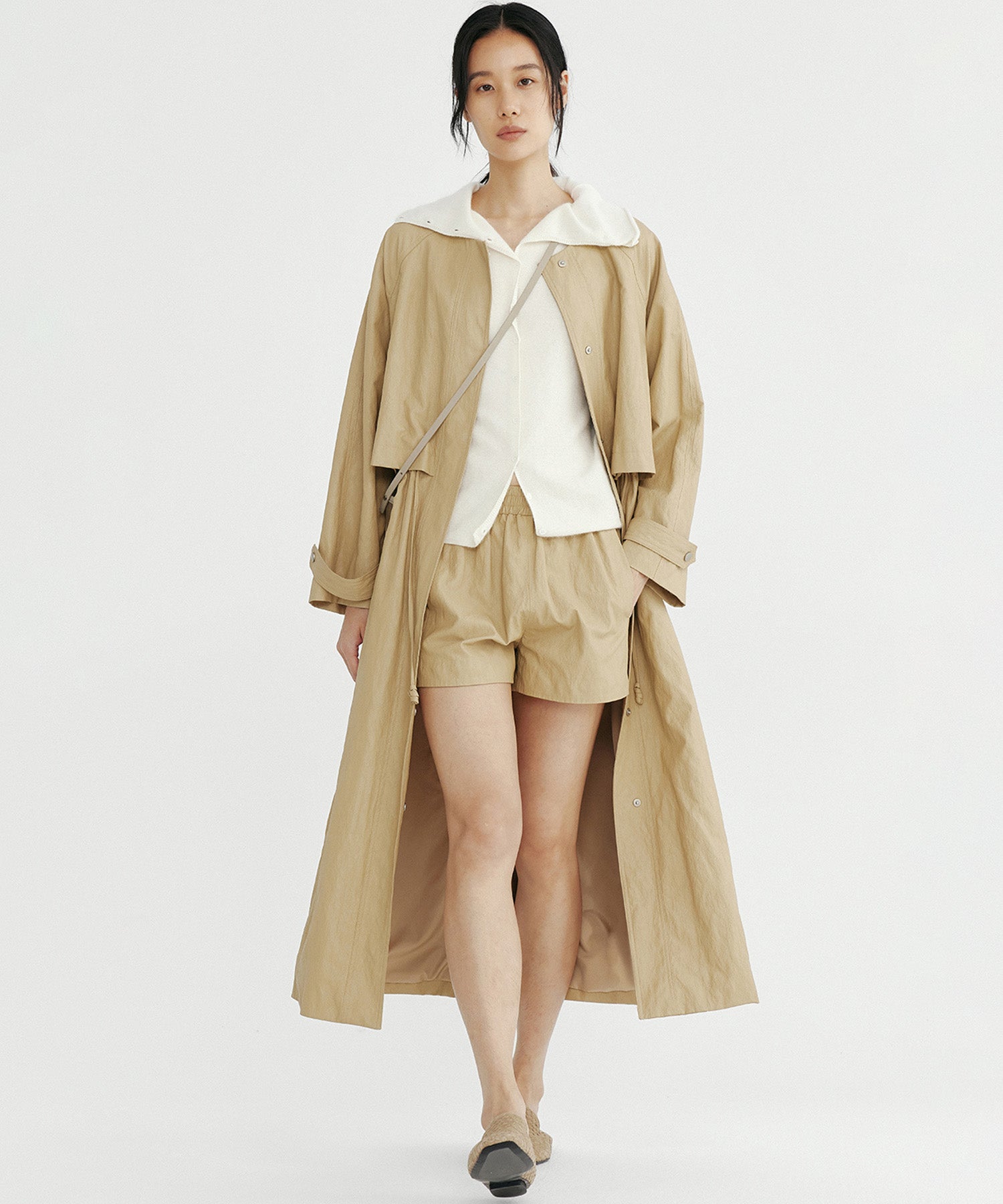 シンセティックレザー ノーカラーロングコート