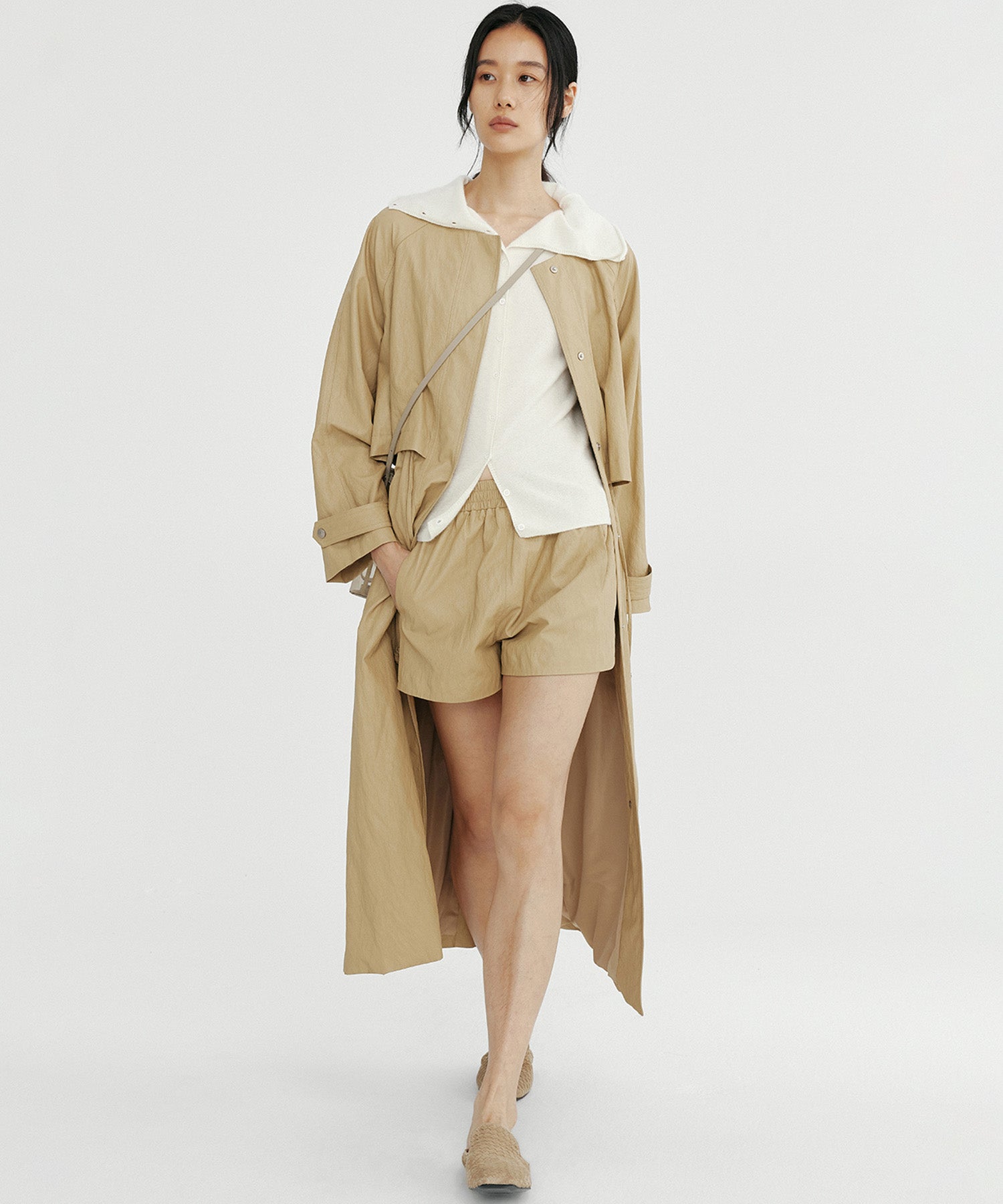 シンセティックレザー ノーカラーロングコート