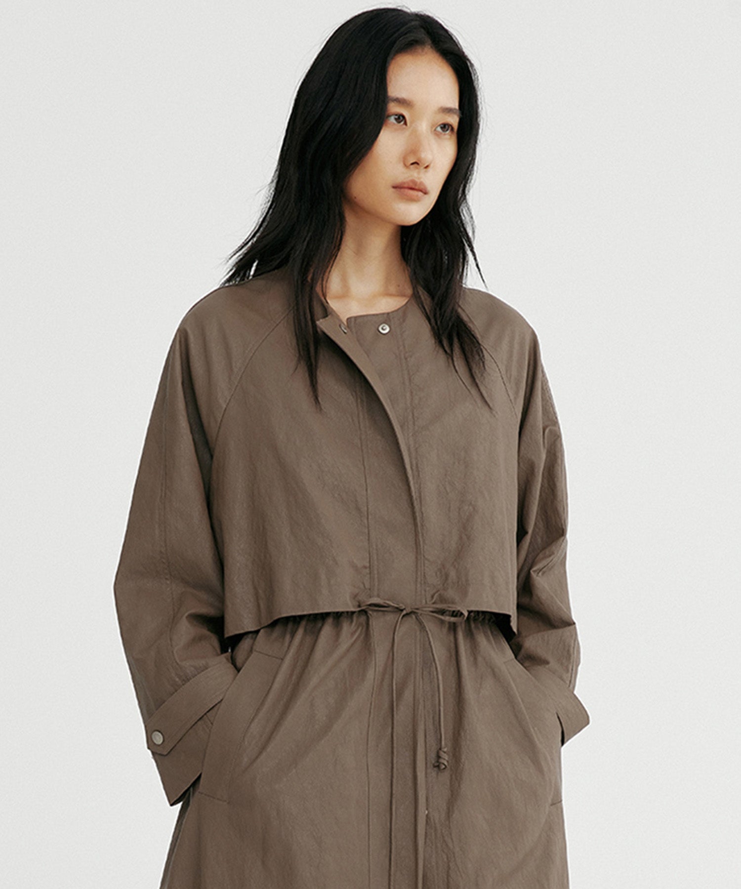 シンセティックレザー ノーカラーロングコート