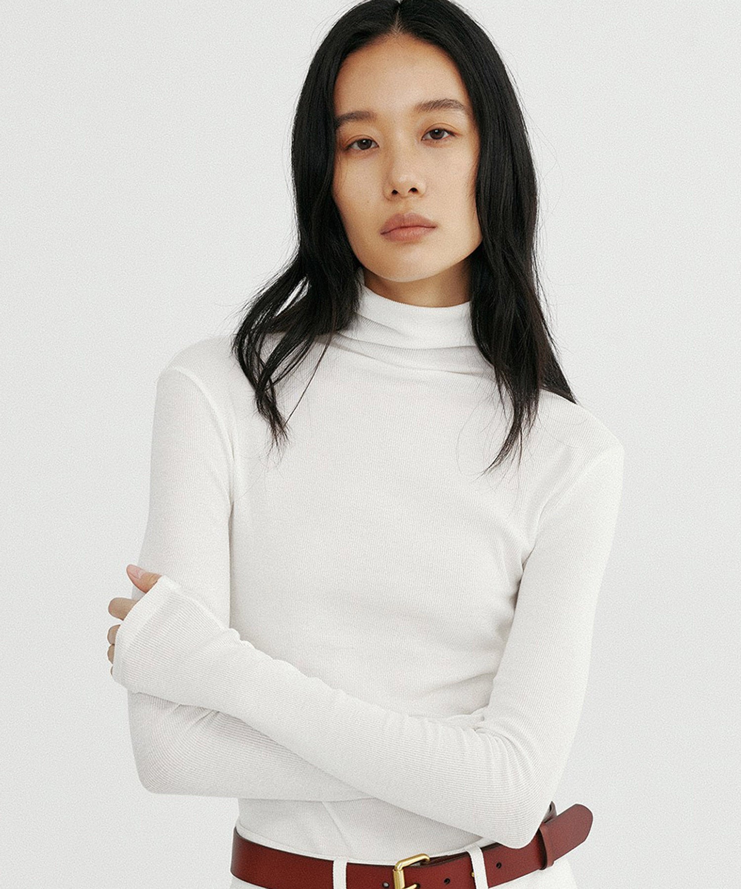 タートルネックリブトップス