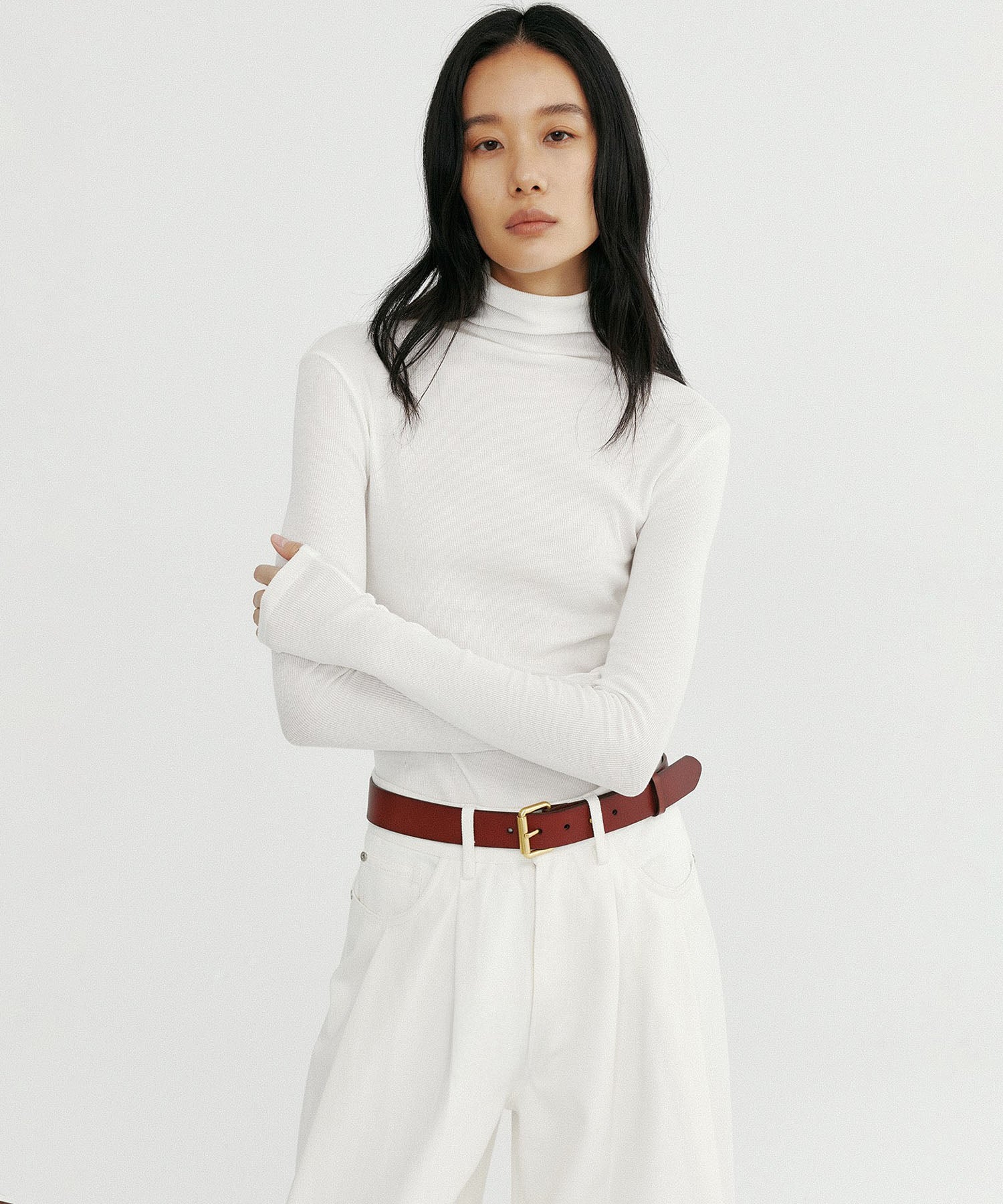 タートルネックリブトップス