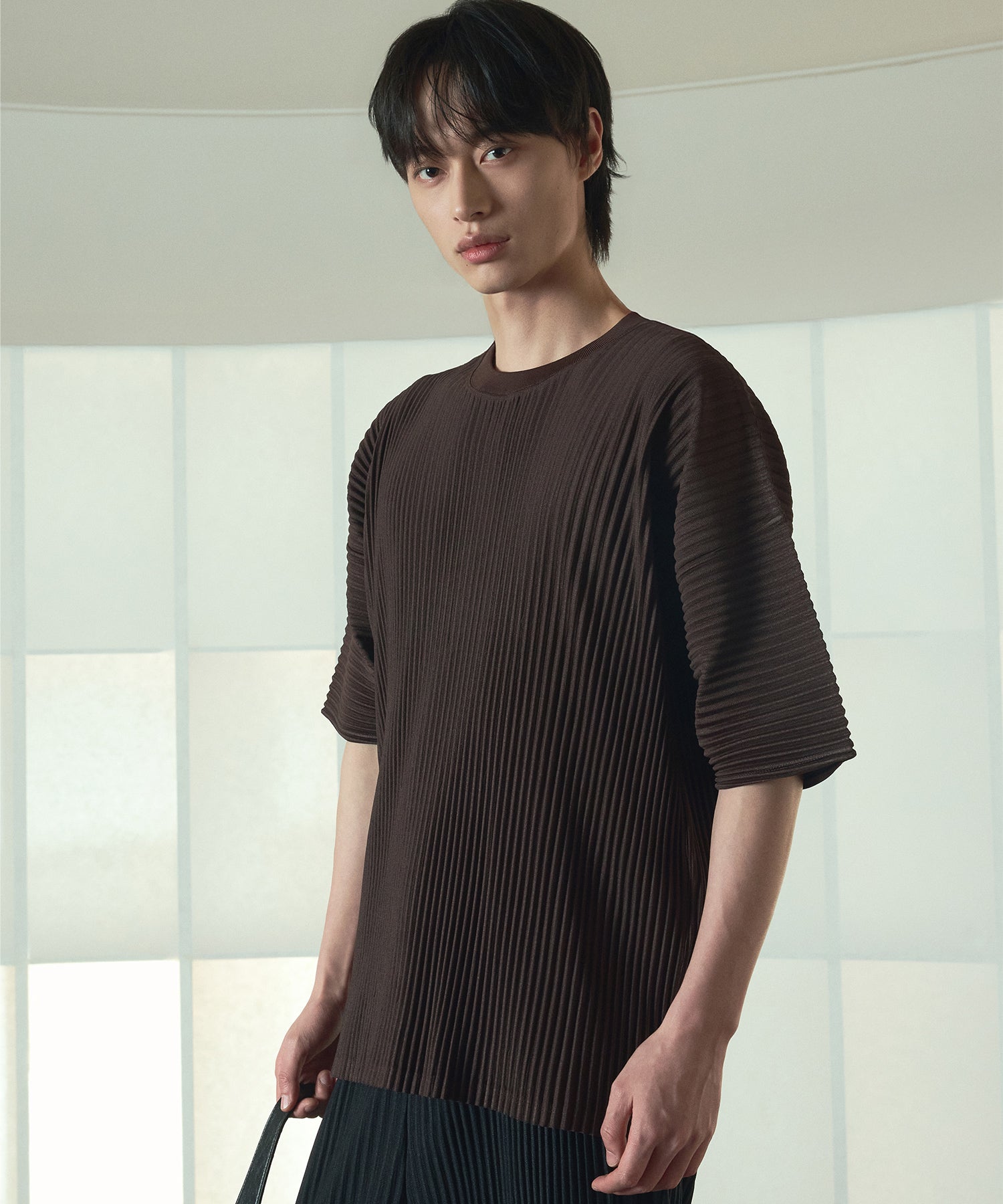 Yoyogi プリーツクルーネックTシャツ