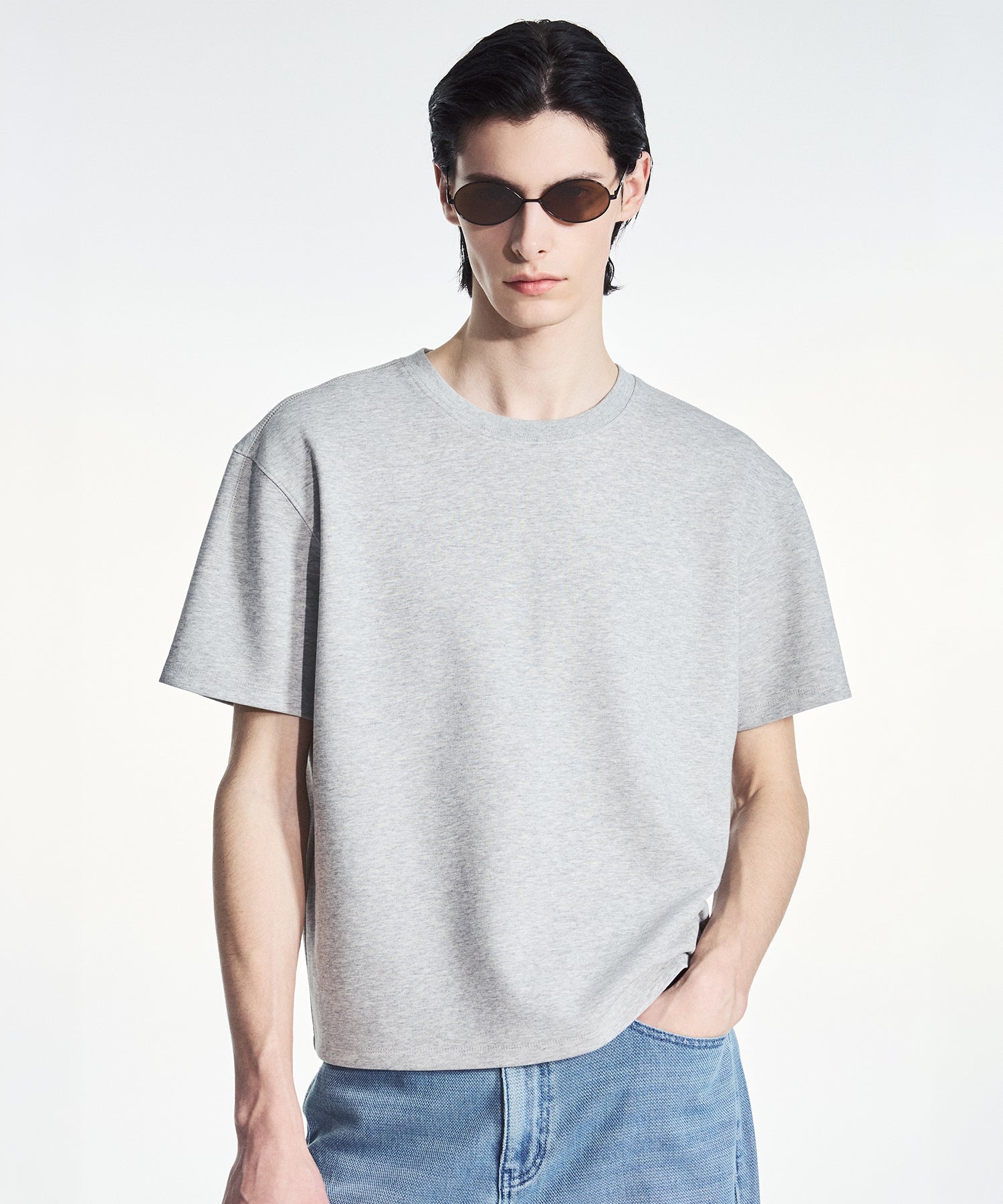 ミニマル クロップドTシャツ