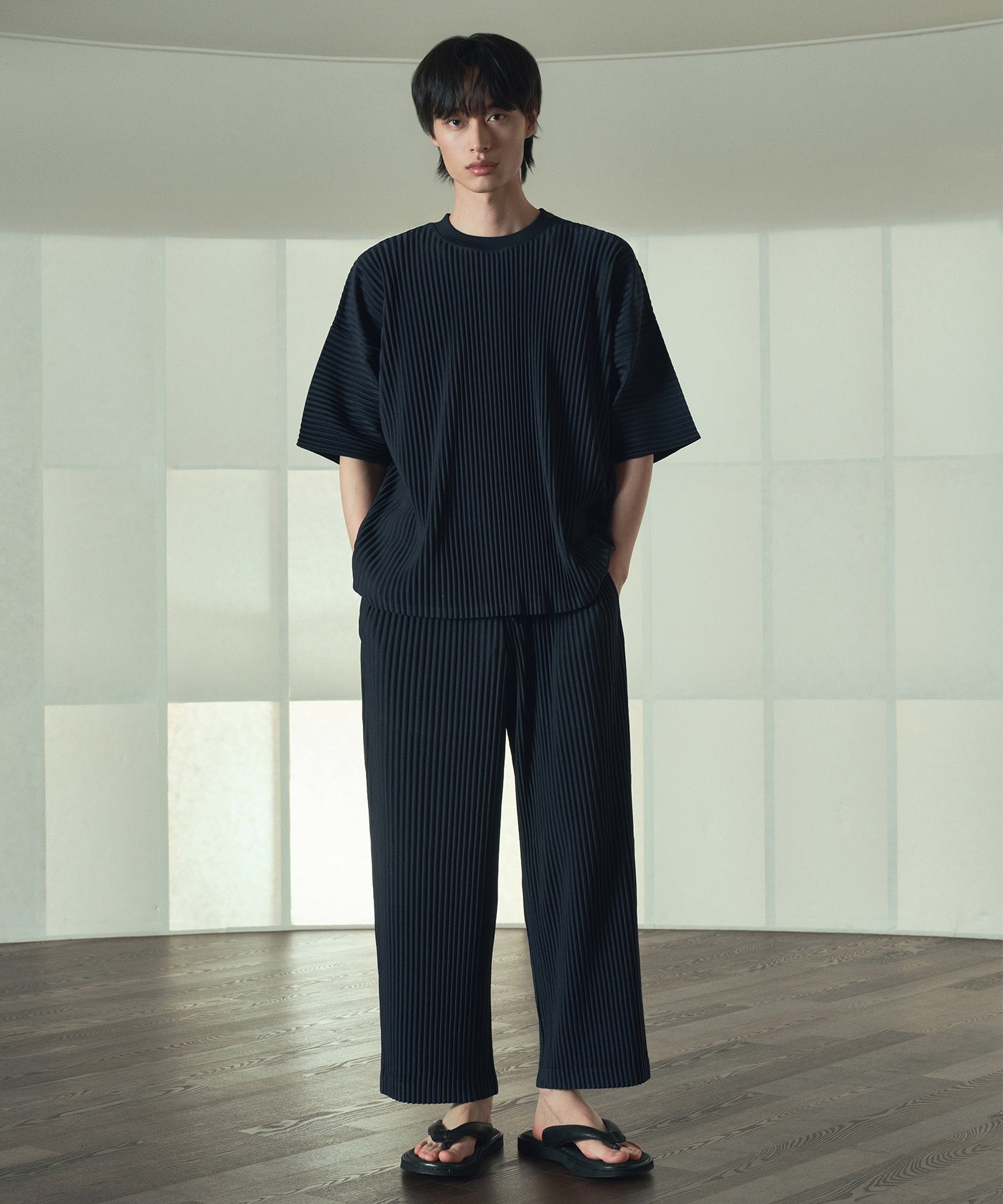 Yoyogi プリーツクルーネックTシャツ