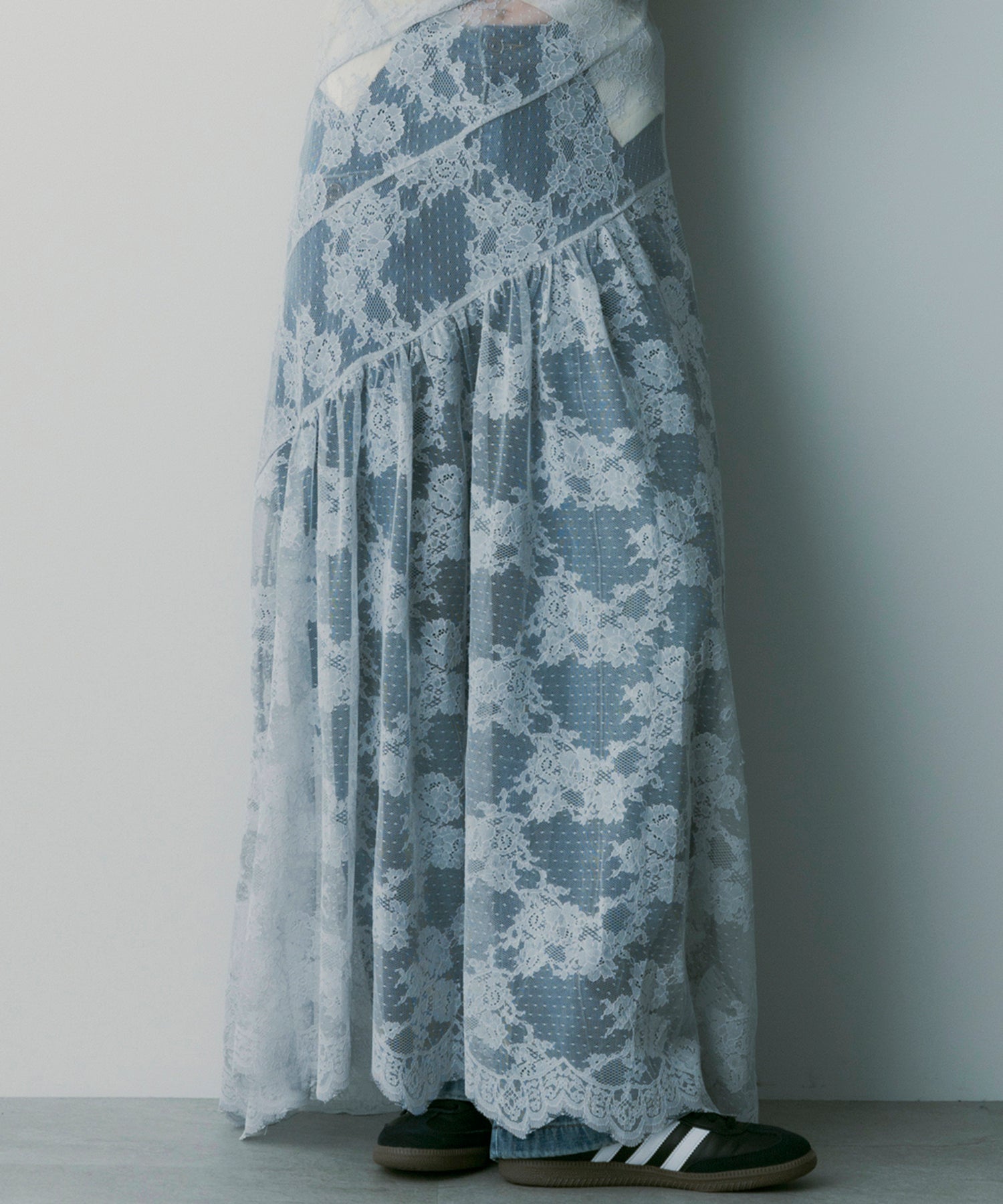 総レースマーメイドドレス