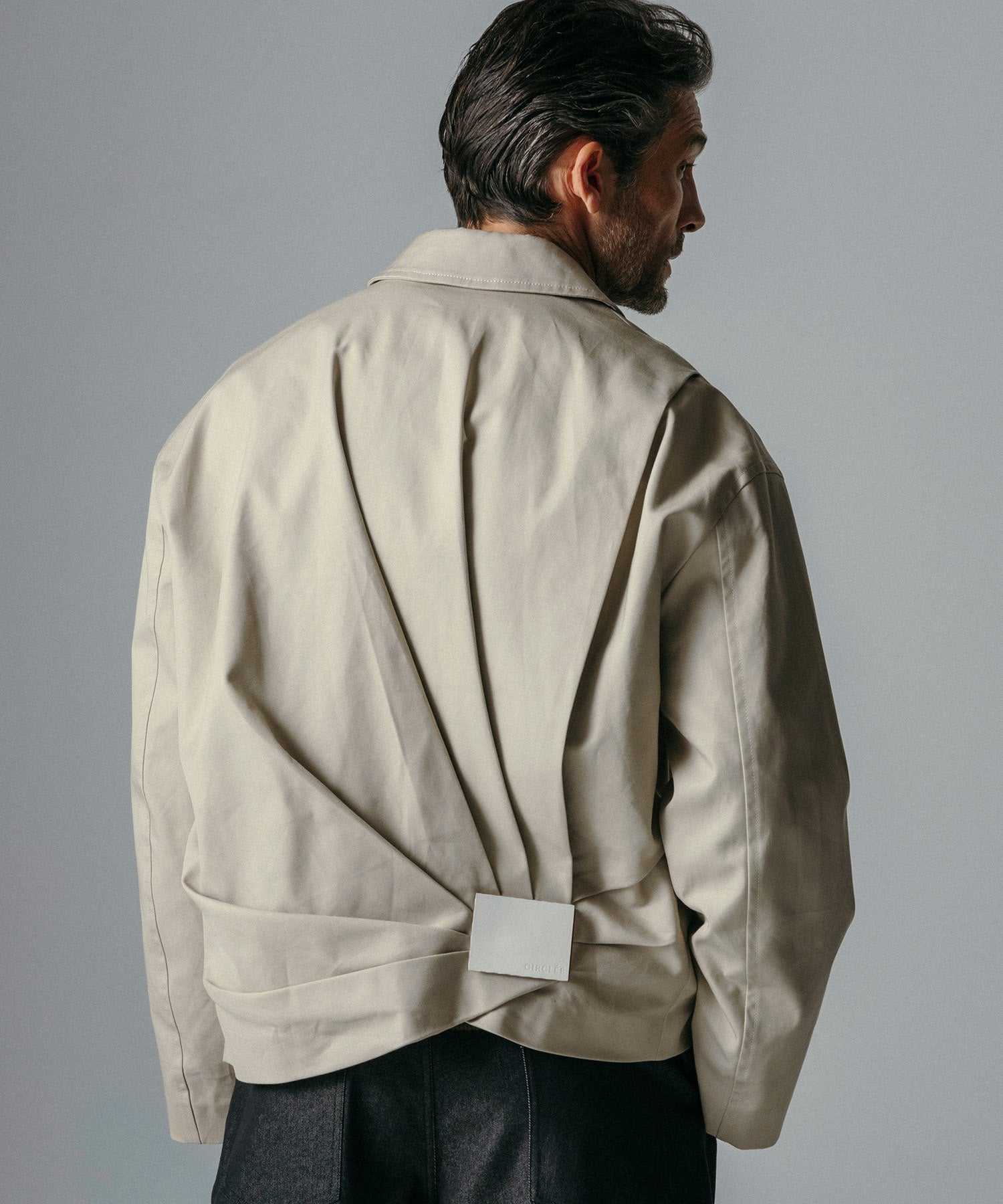 【12月上旬お届け予約商品】バックプリーツショートジャケット