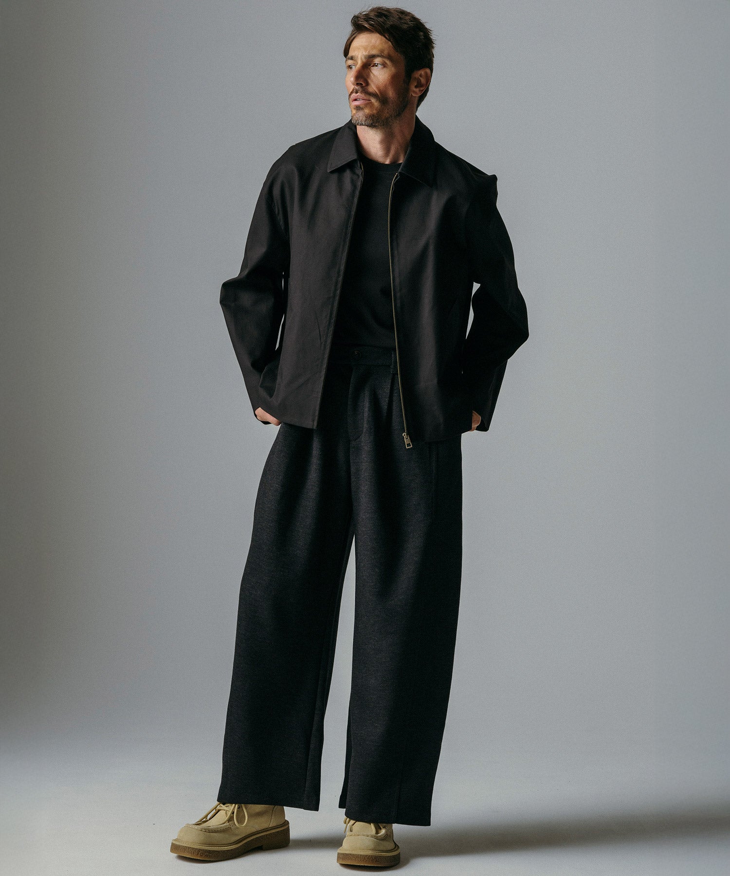 リラックスワイドパンツ