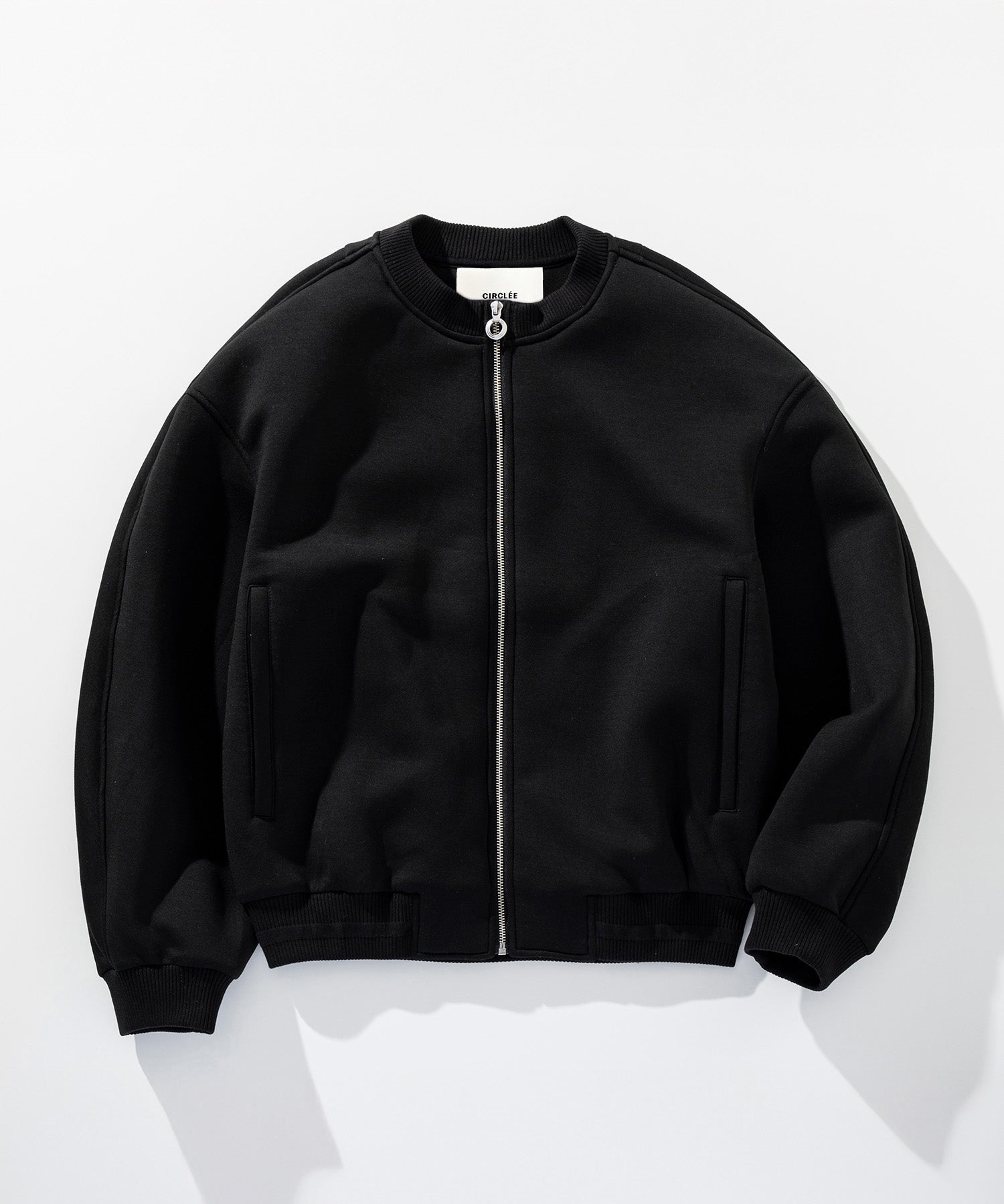 クルーネックジップブルゾン