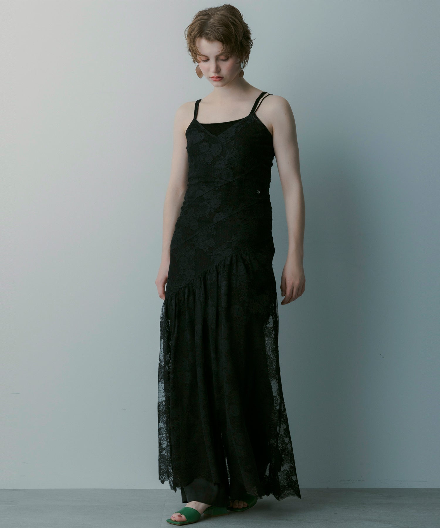 総レースマーメイドドレス