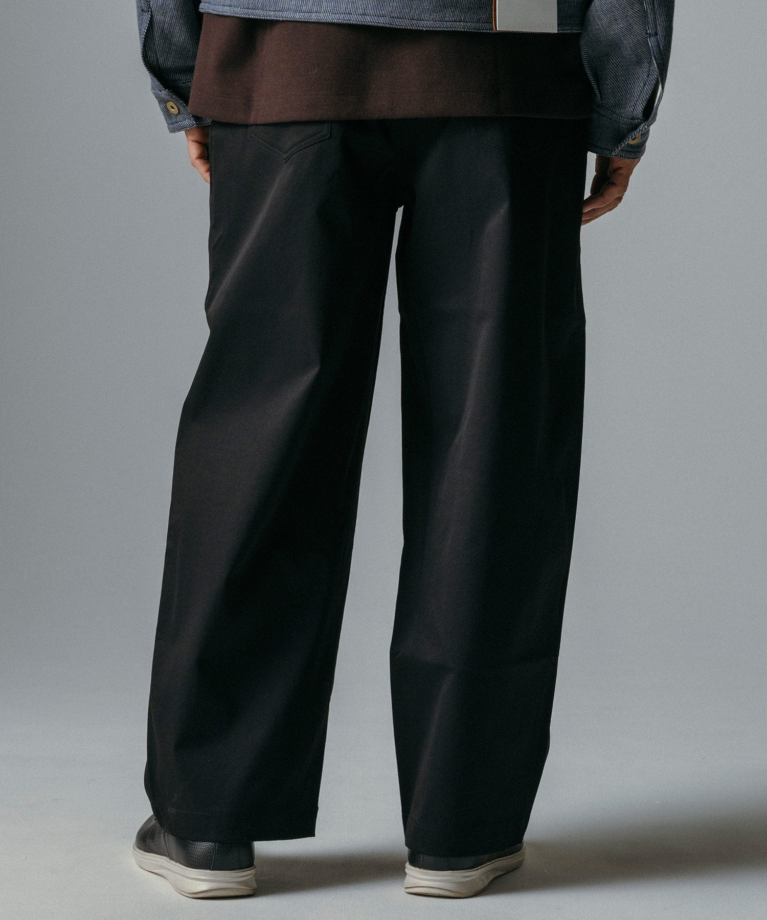 ハイウエスト ワンプリーツワイドパンツ