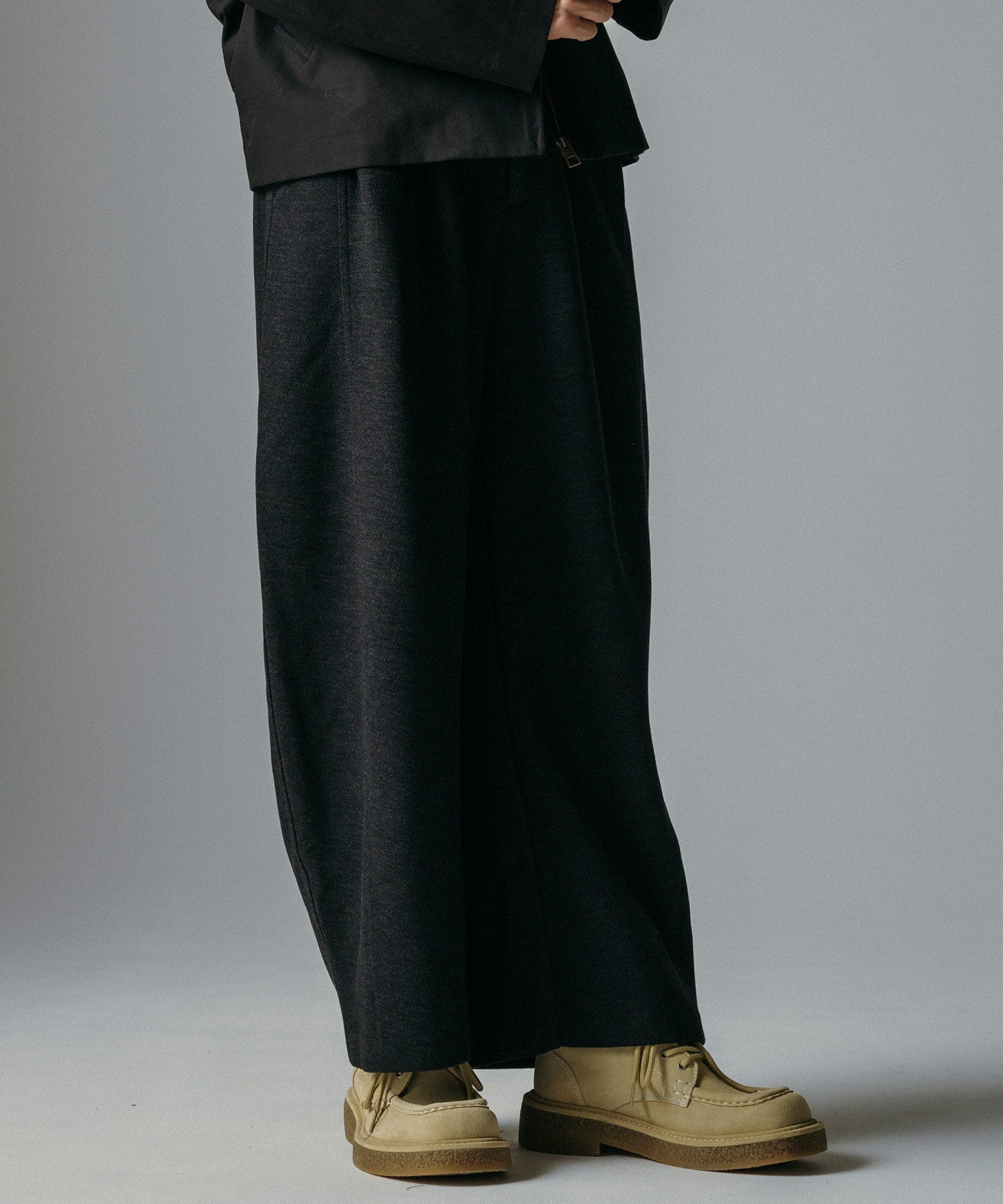 リラックスワイドパンツ