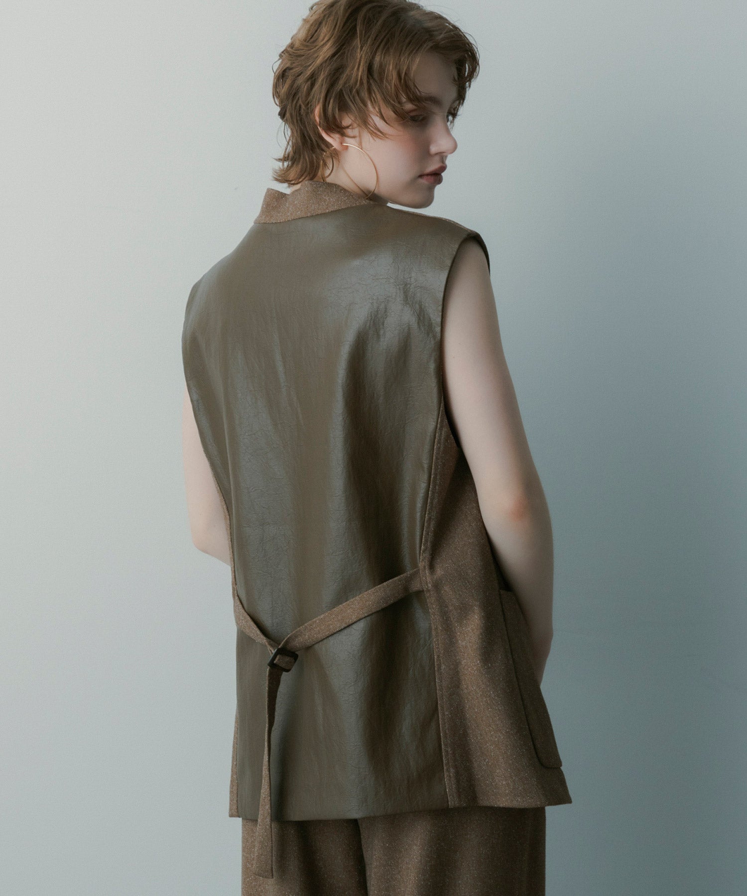 オーバーサイズ スウィッチングジレ