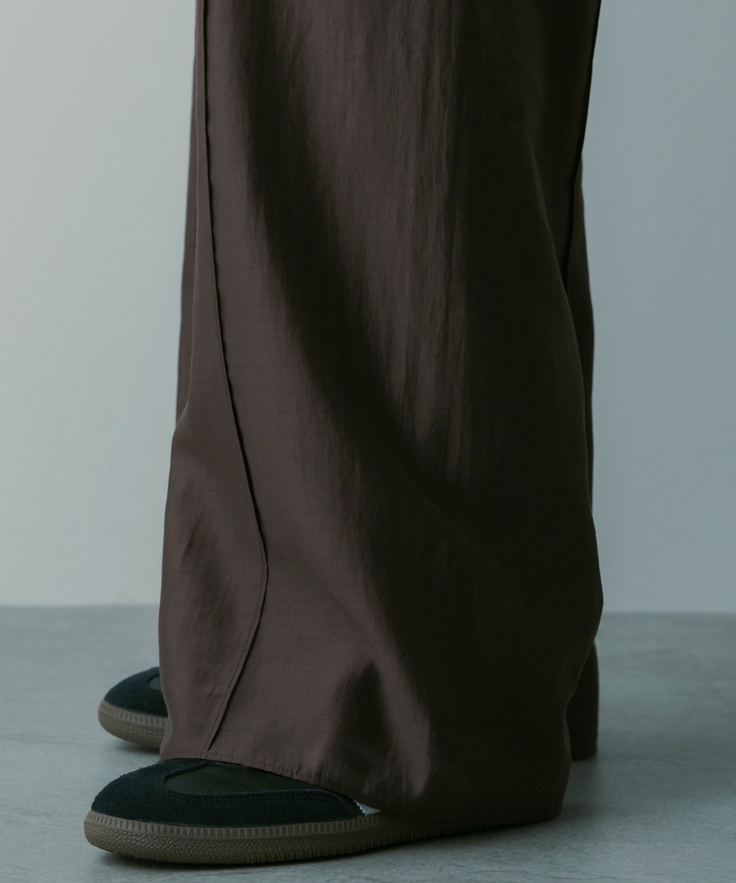 【3月中旬お届け予約商品】リラクシーワイドサテンパンツ