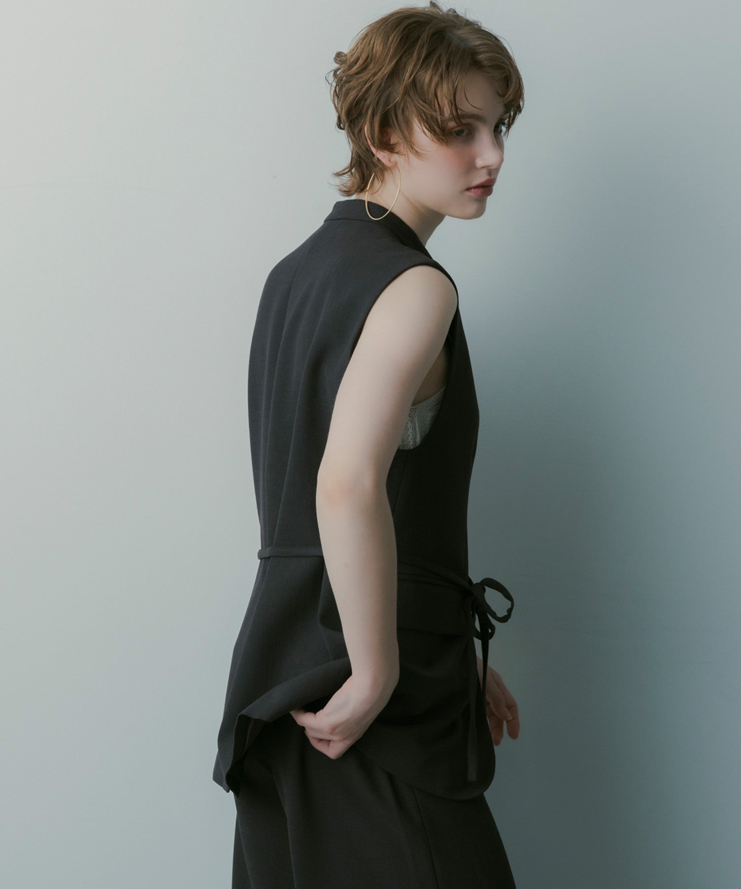 【3月中旬お届け予約商品】スタンドカラー ジレ