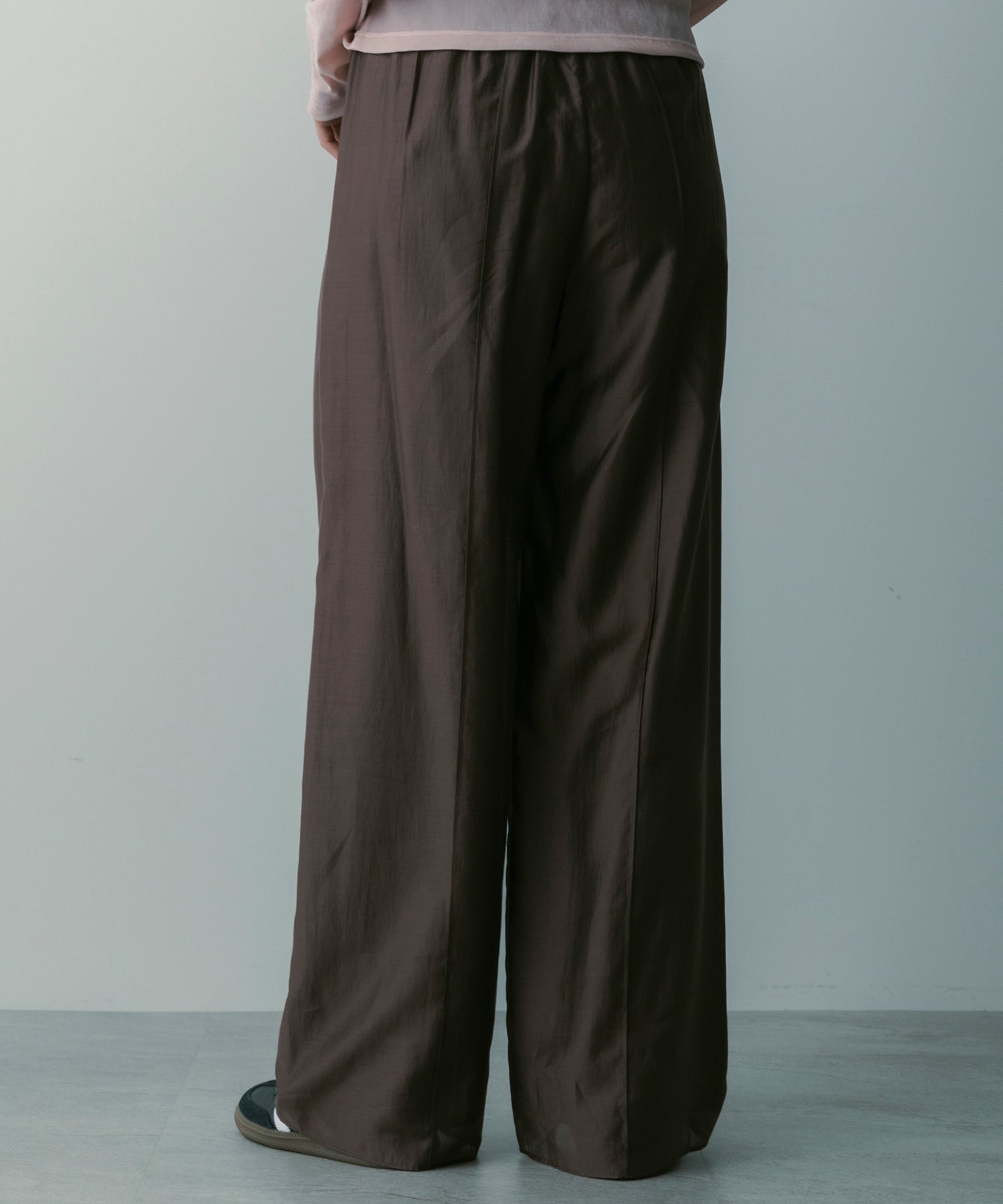 【3月中旬お届け予約商品】リラクシーワイドサテンパンツ