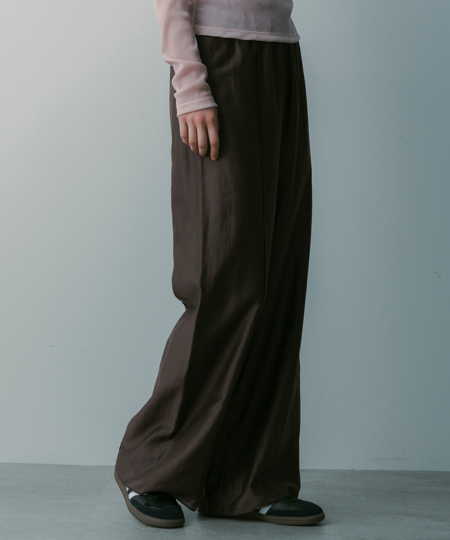 【3月中旬お届け予約商品】リラクシーワイドサテンパンツ