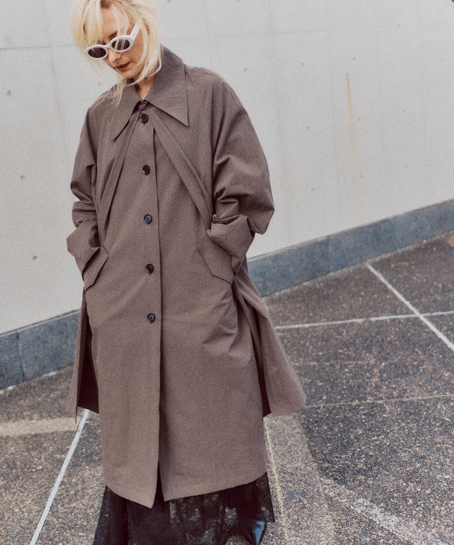 レイヤードロングコート