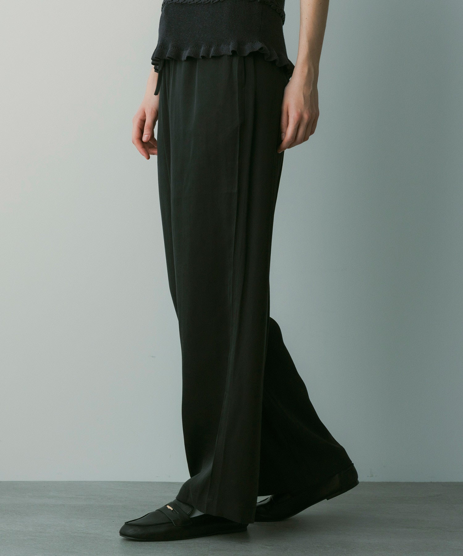 【12月上旬お届け予約商品】ワイドイージーコーデュロイパンツ