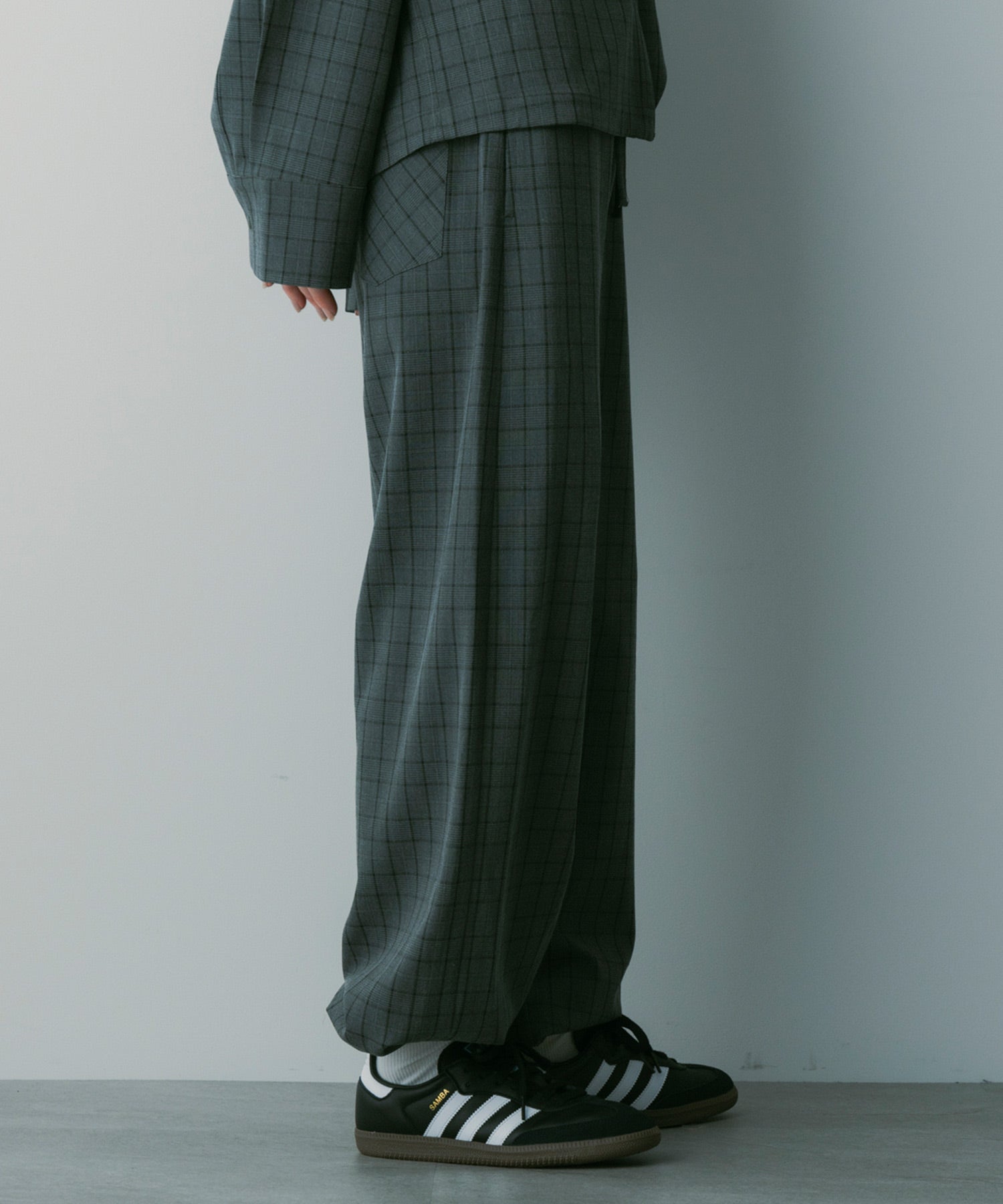 イージーチェックパンツ