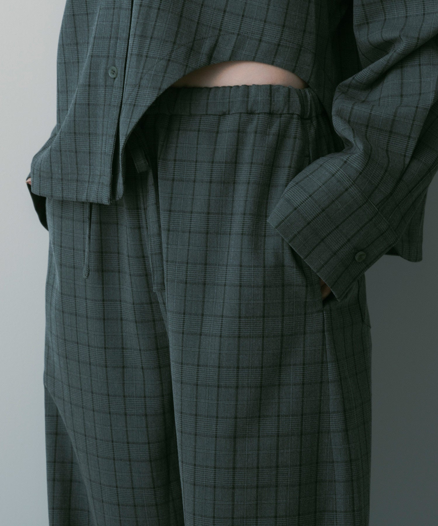 イージーチェックパンツ