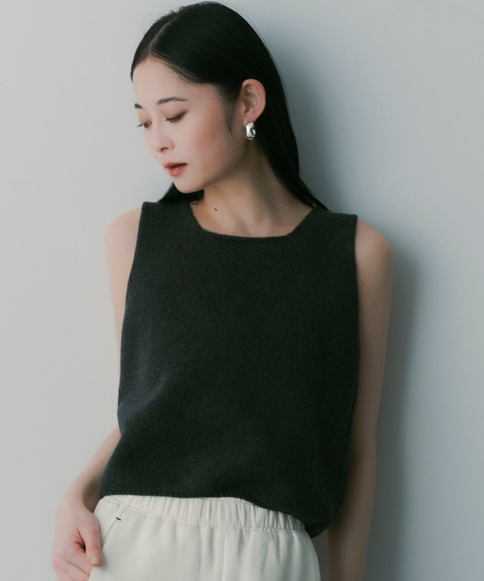 ウールニットベスト