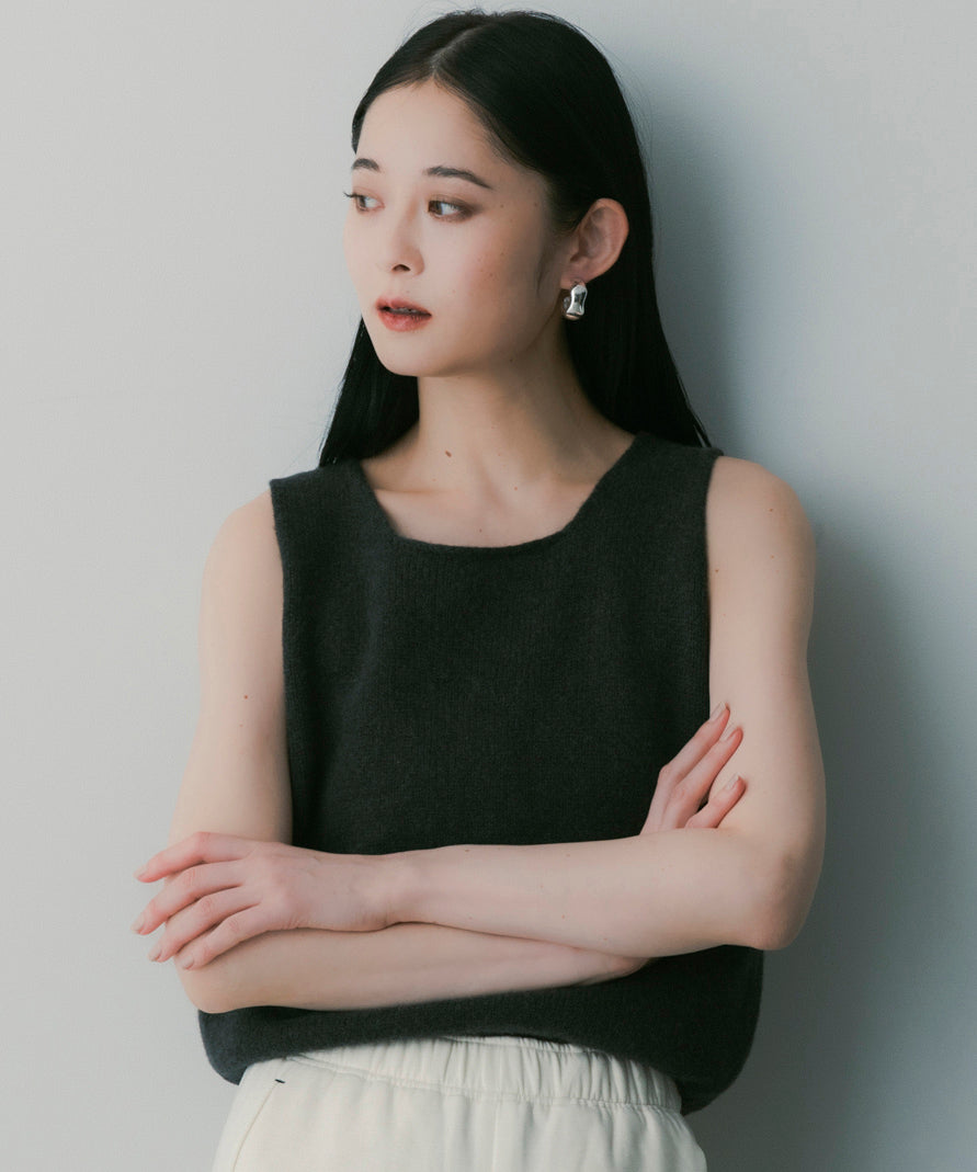 ウールニットベスト